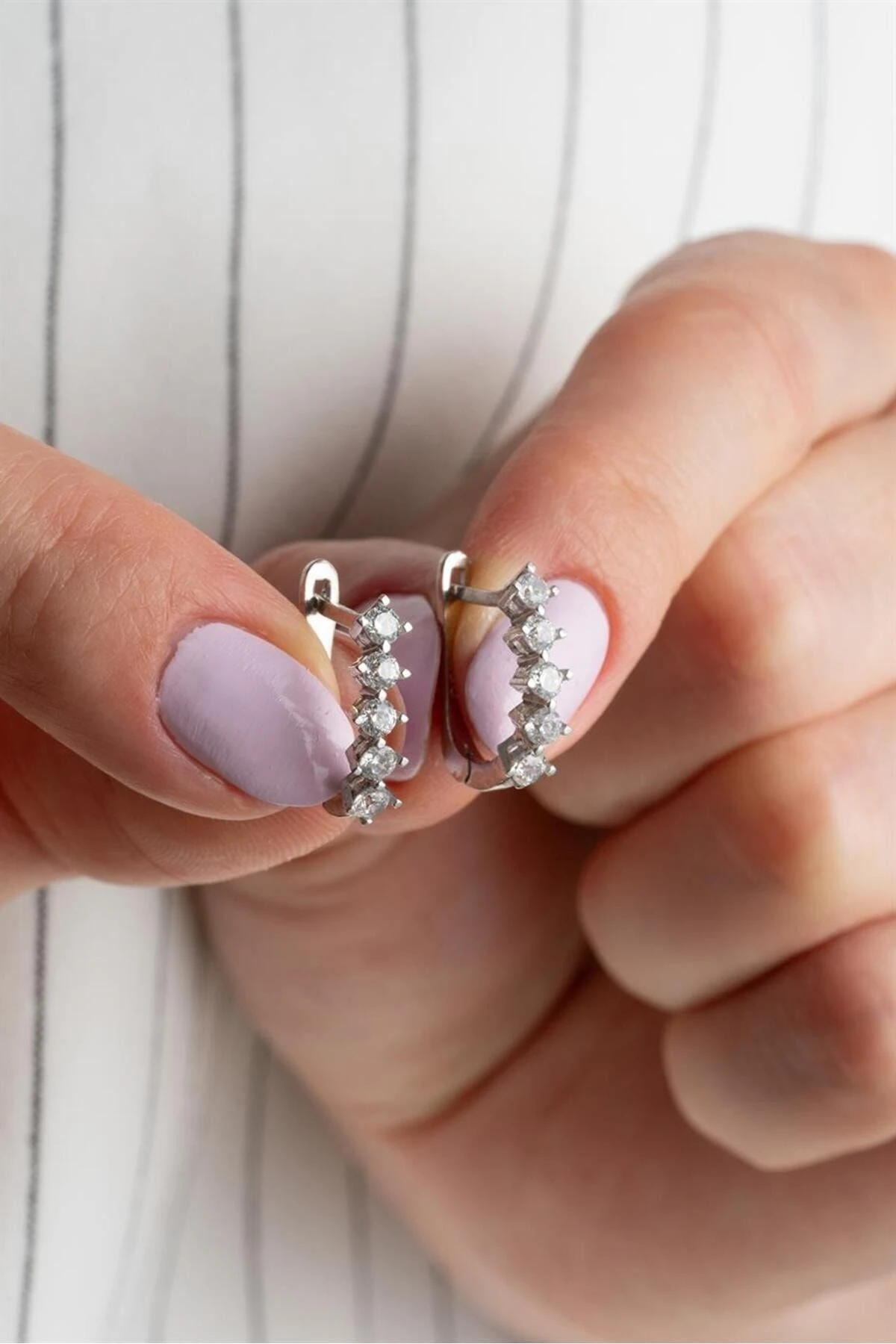 5 Taşlı Tasarım Gümüş Küpe