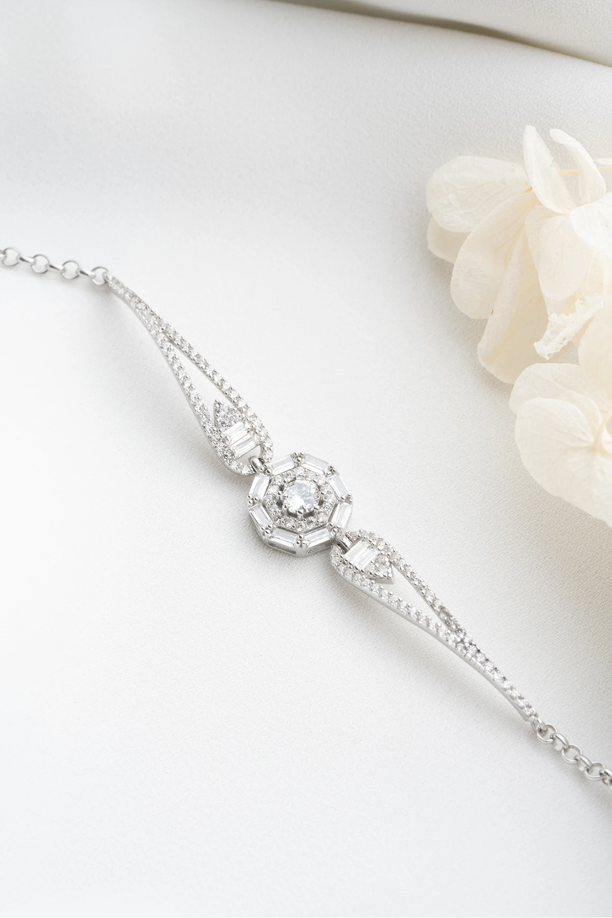 Gümüş Baget Taşlı Bileklik