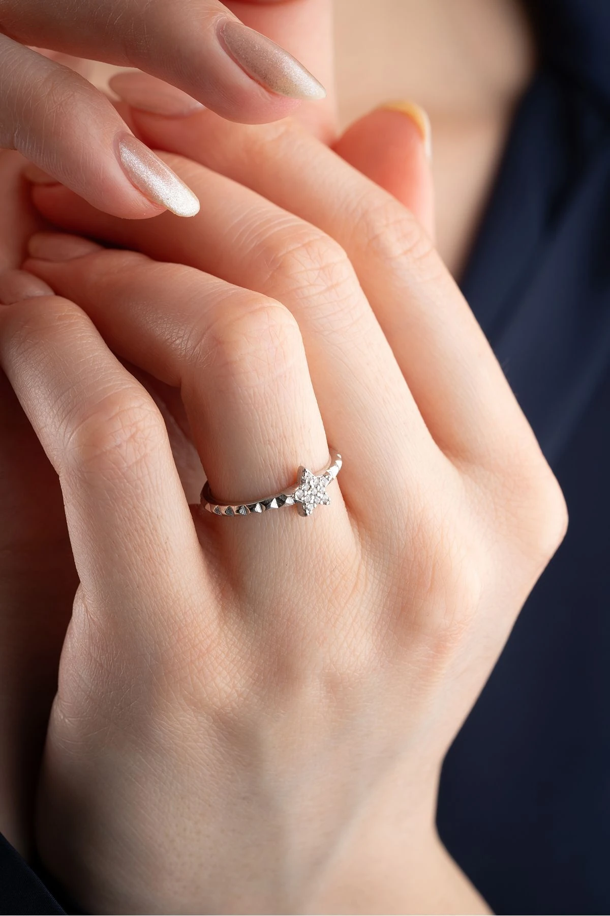 Gümüş Zirkon Taşlı Yıldız Yüzük