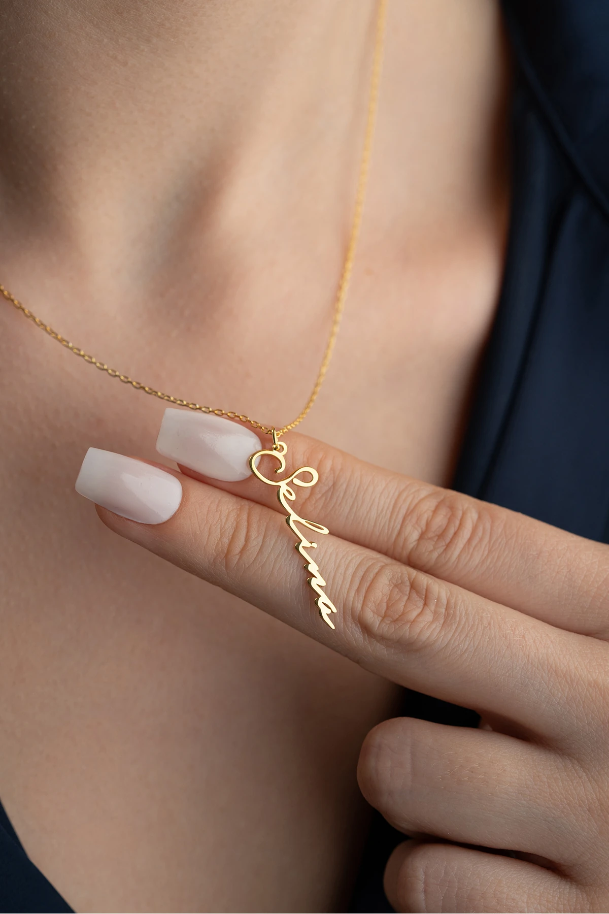 Gümüş Kişiye Özel İsimli Kolye