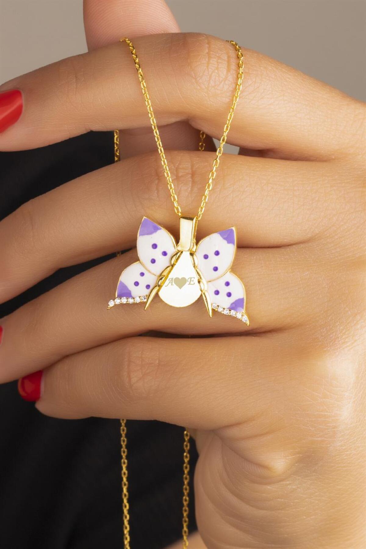 Kelebek Açılabilen Isimli Gümüş Kolye