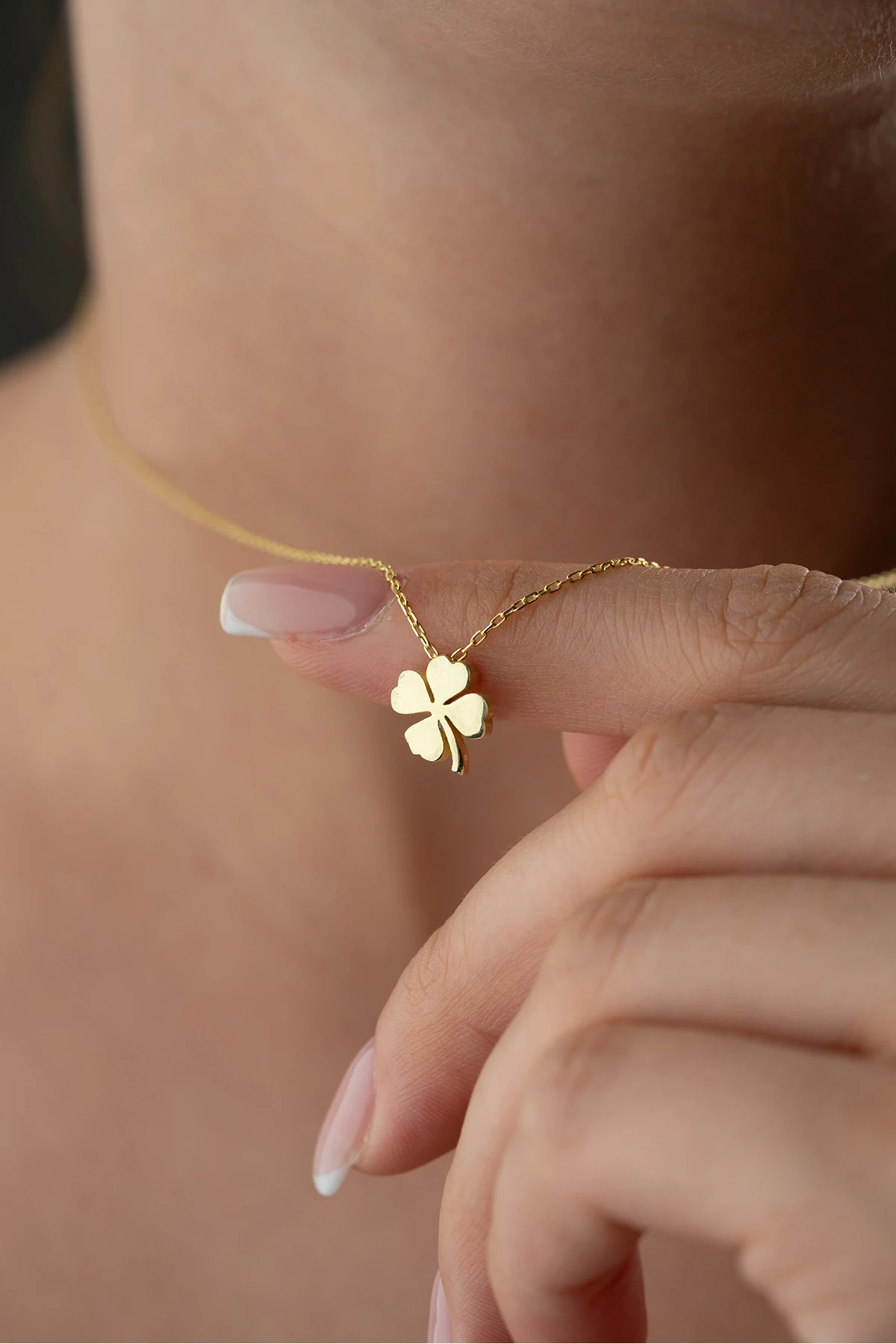 Gümüş Yonca Kolye