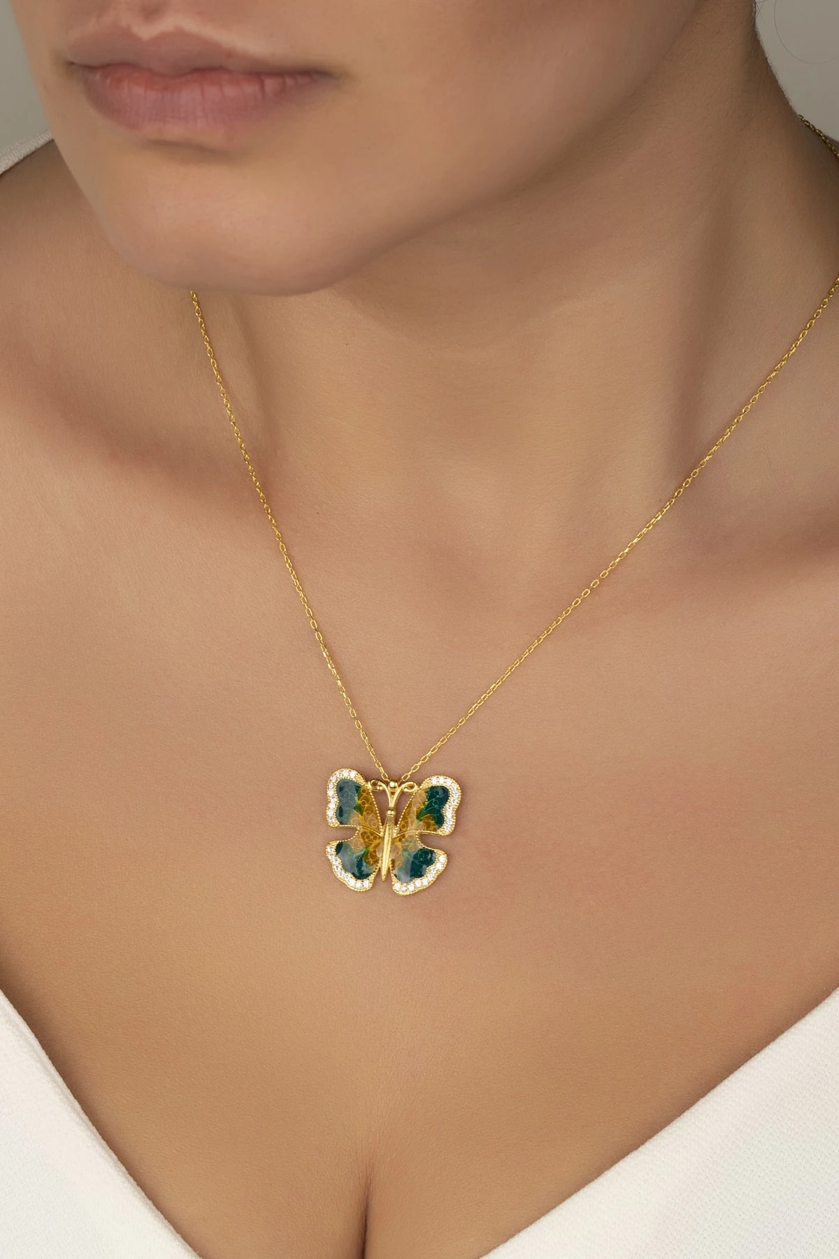 Gümüş Gold Kelebek Kolye