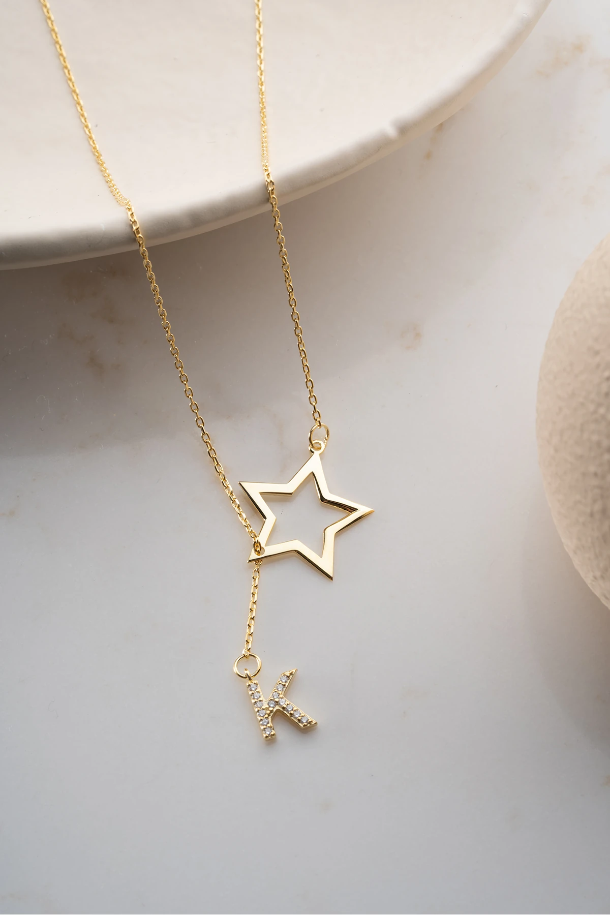 Gümüş Yıldız Detaylı Harf Kolye