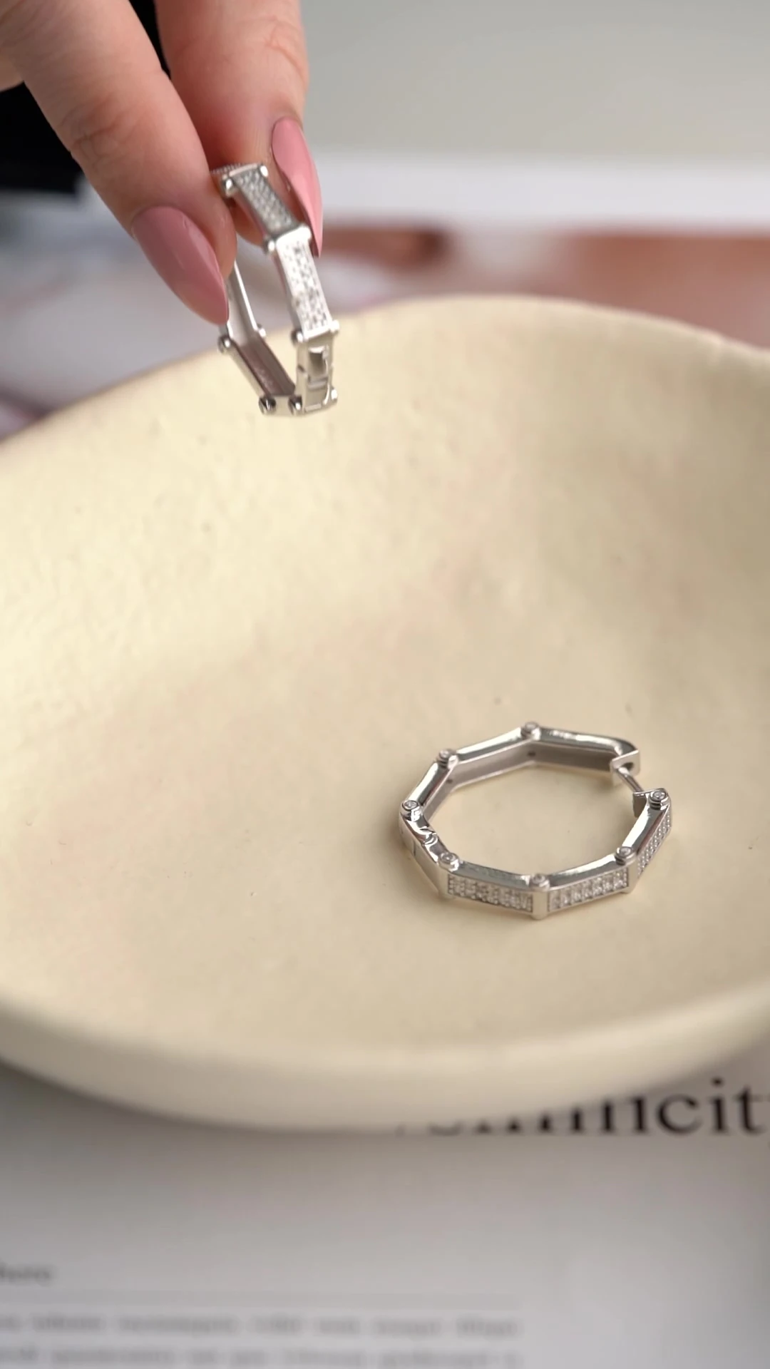 Gümüş Trend Küpe