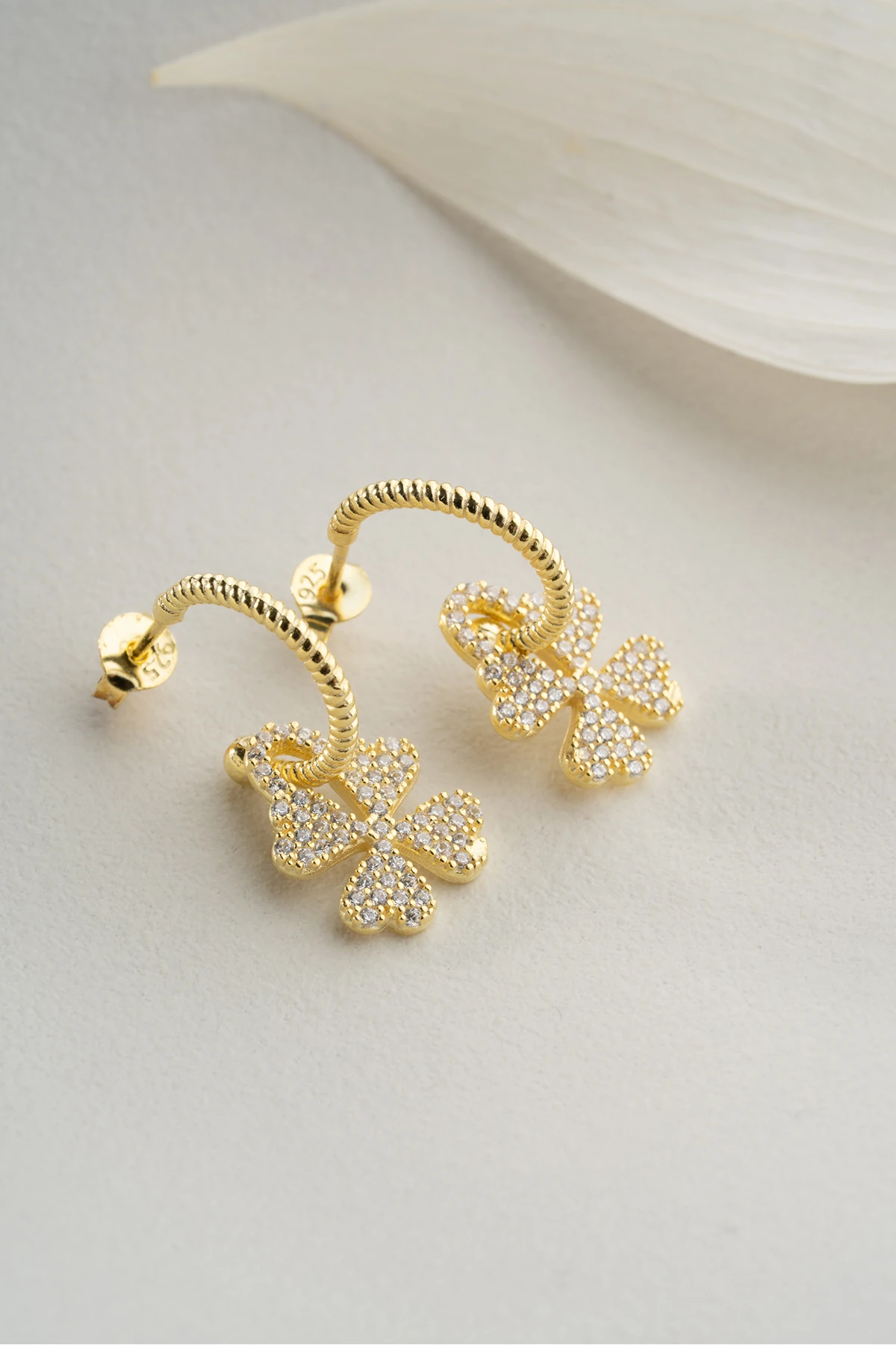 Gümüş Gold Zirkon Taşlı Yonca Küpe