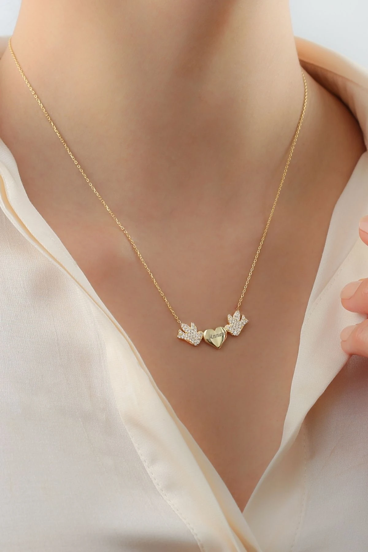 Gümüş Kanatlı Harf Kolye