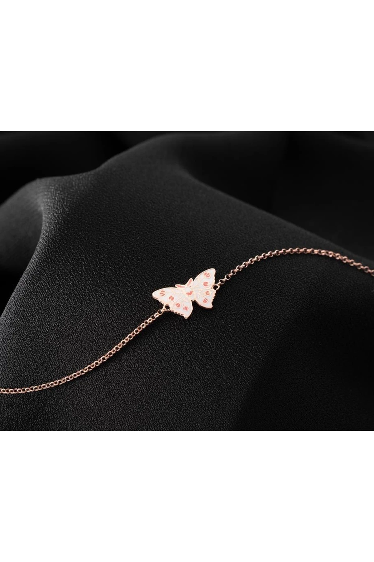 Gümüş Renkli Kelebek Bileklik