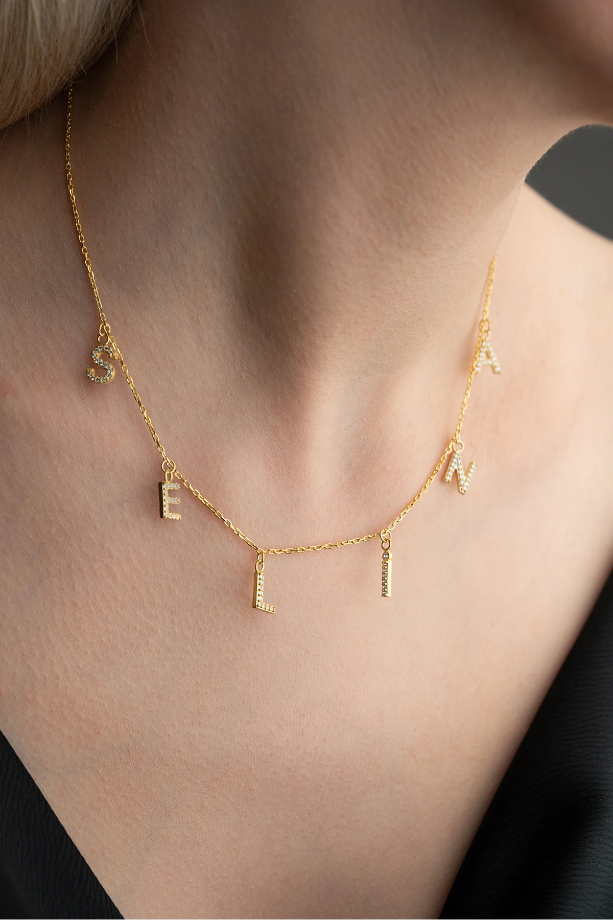 Gümüş Zirkon Taşlı İsimli Kolye