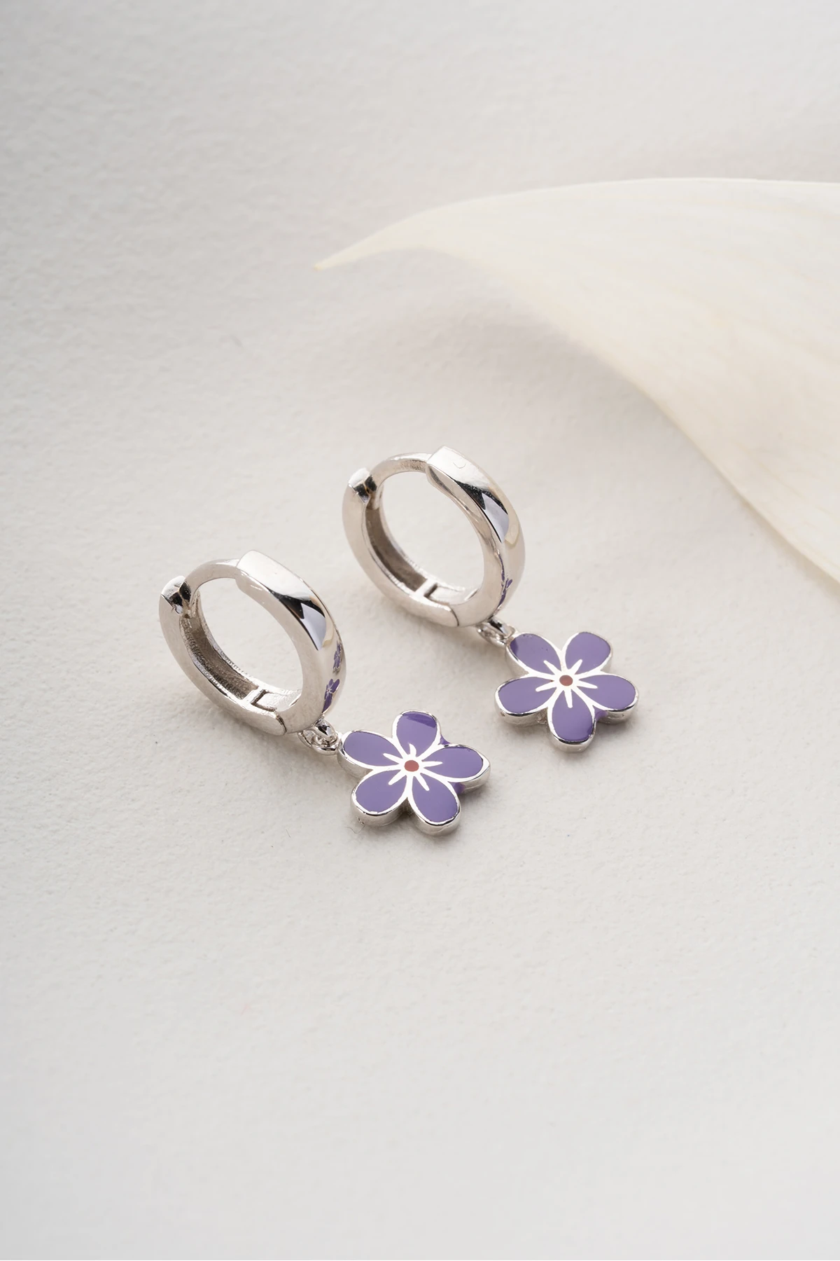 Gümüş Çocuk Çiçek Küpe