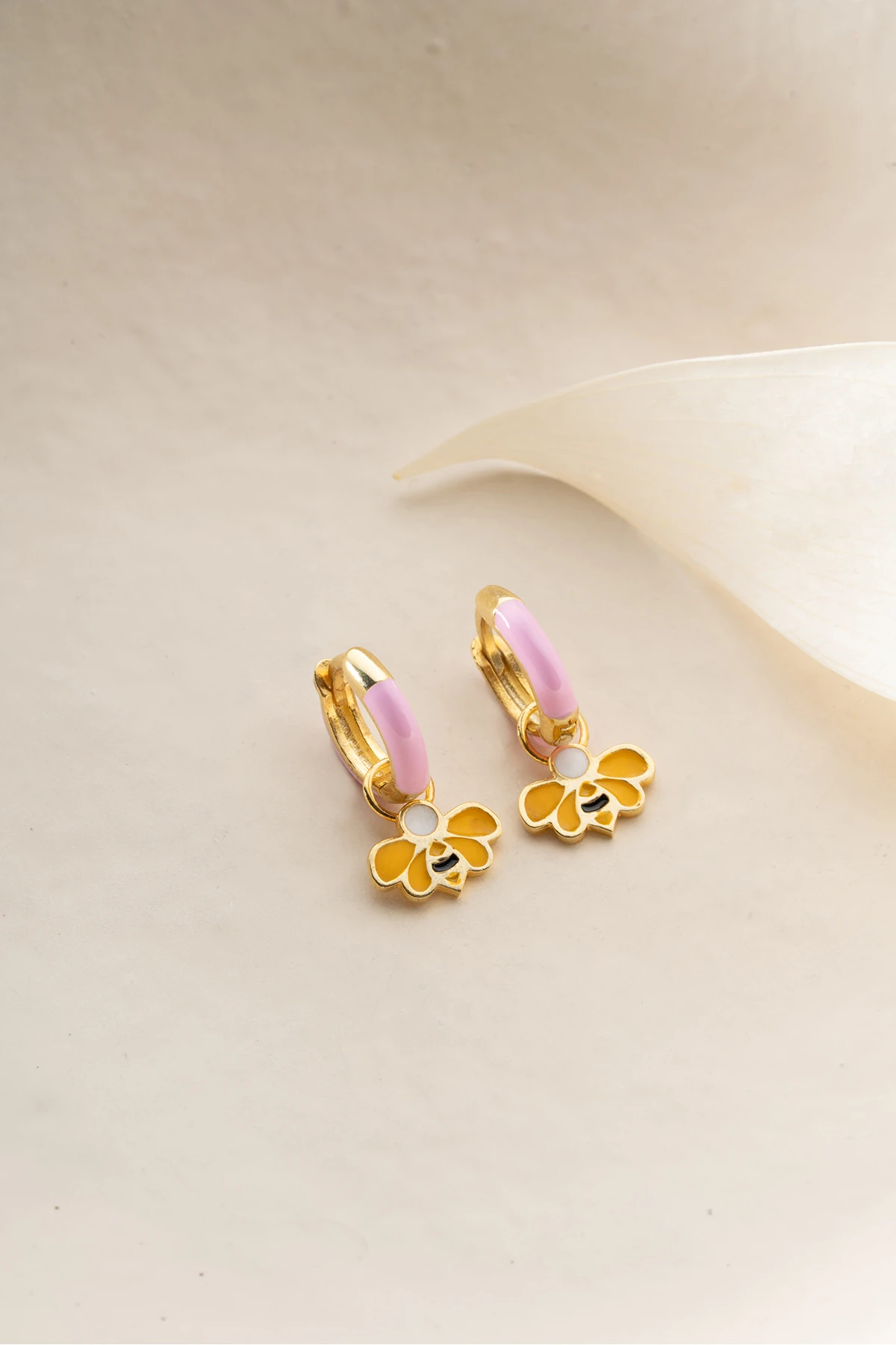 Gümüş Bal Arısı Çocuk Küpesi