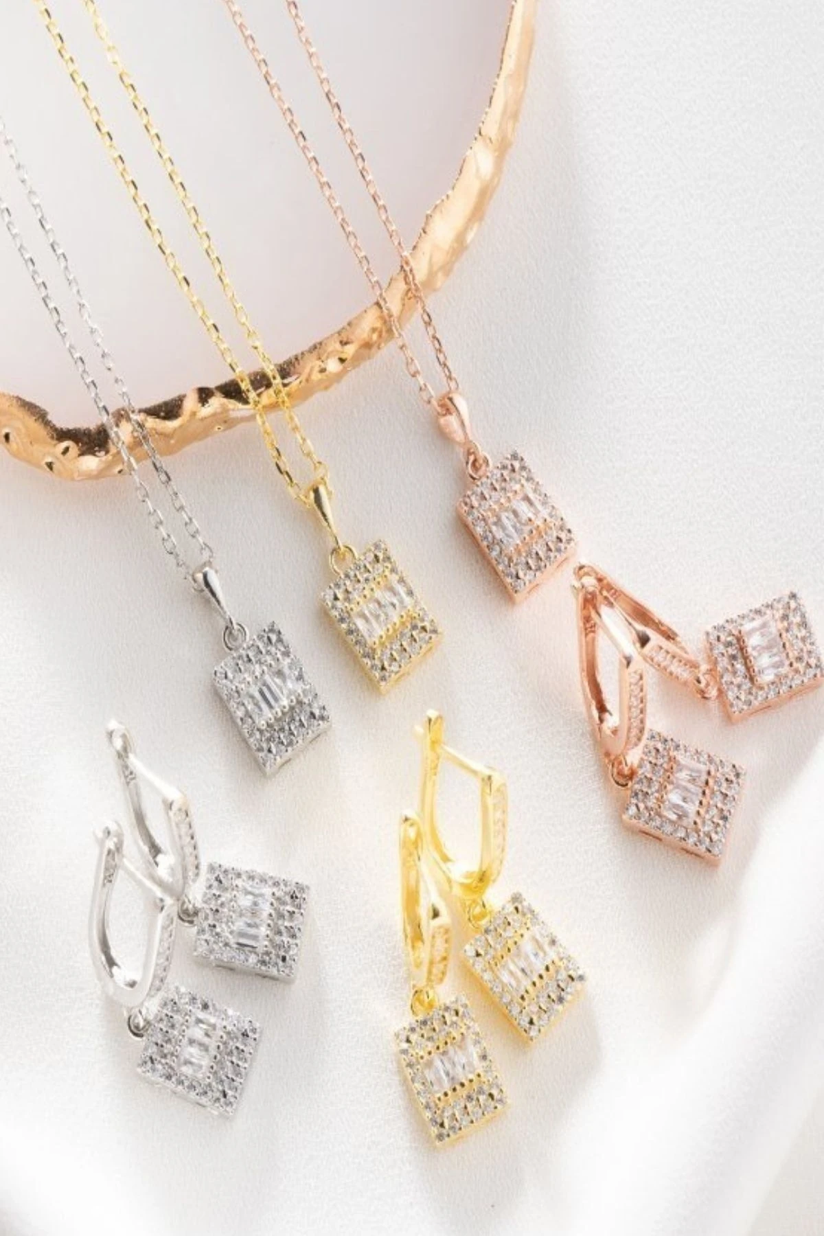 Gümüş Pırlanta Modeli Kolye-küpe Takı Seti