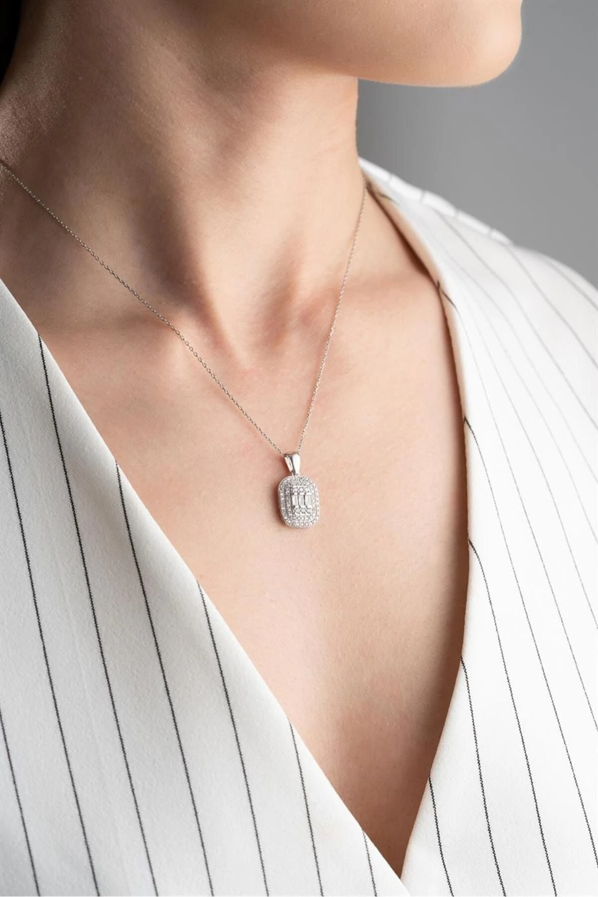 Baget Gümüş Kolye