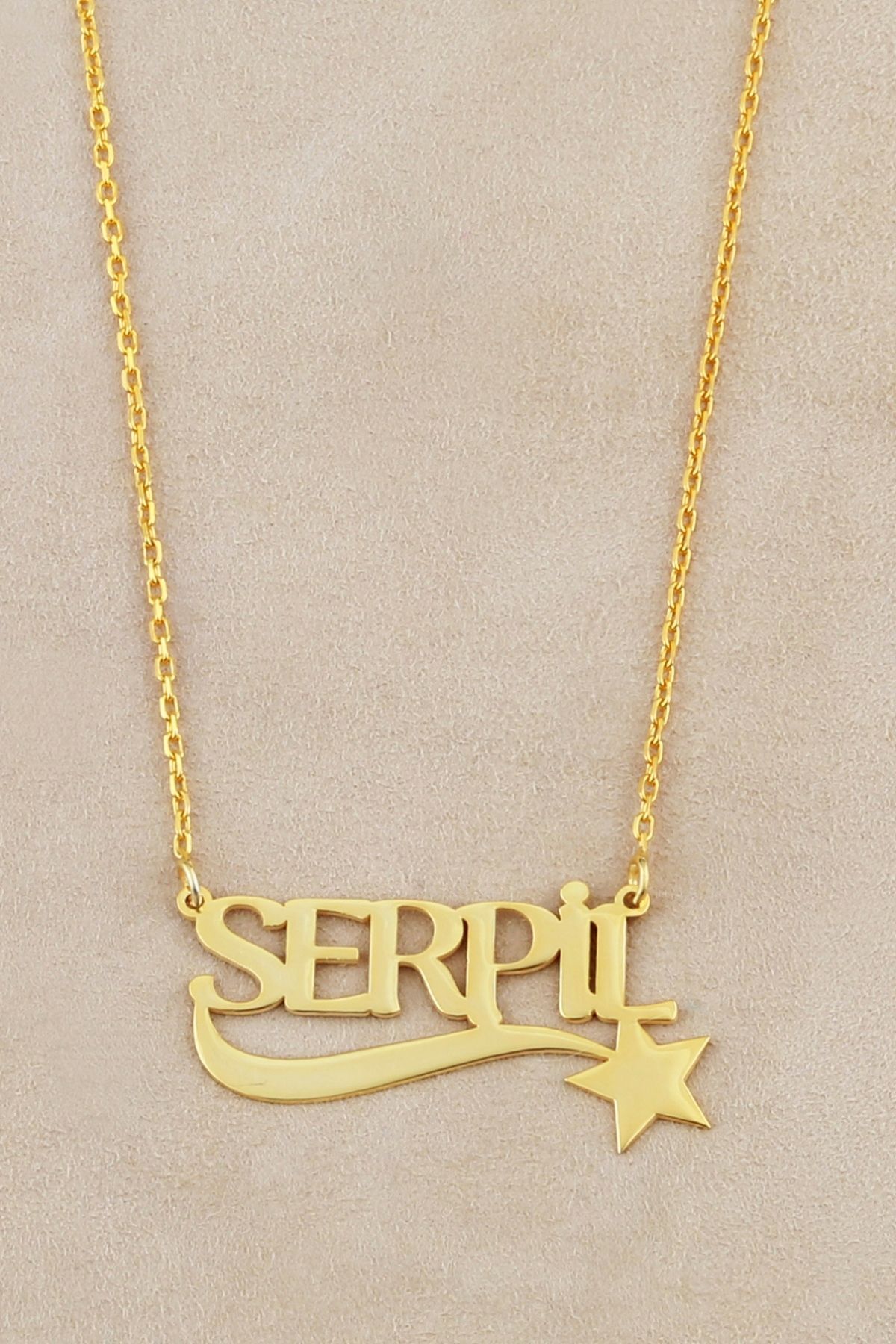 Gümüş Yıldızlı Isimli Kolye