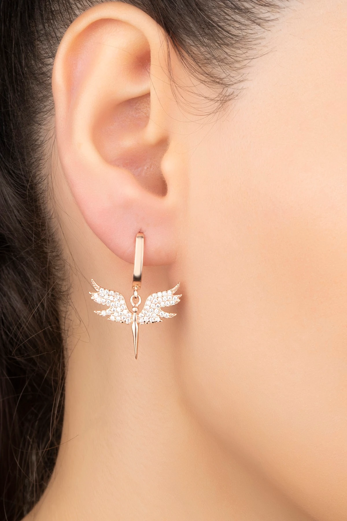 Gümüş Kanatlı Zirkon Taşlı Küpe