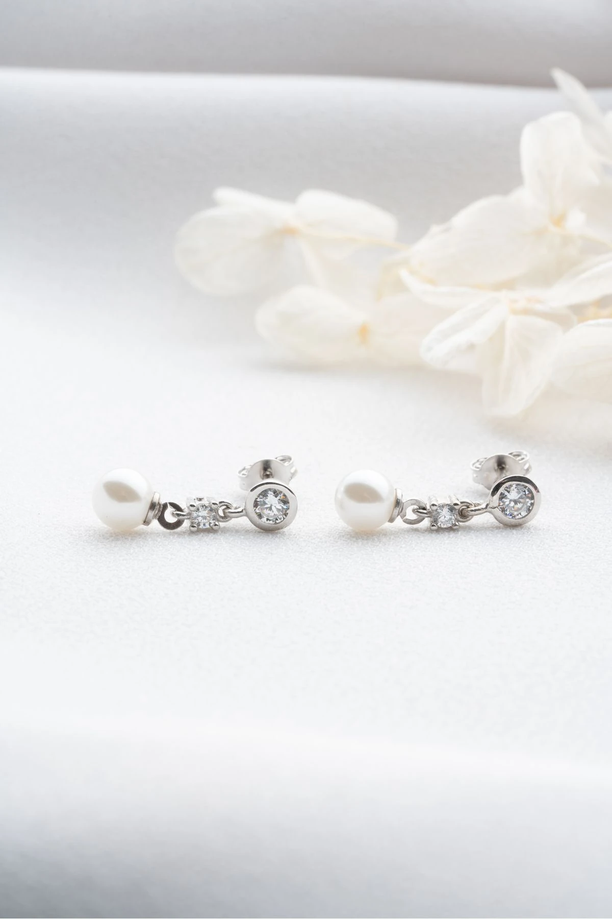 Gümüş Tektaşlı İnci Küpe