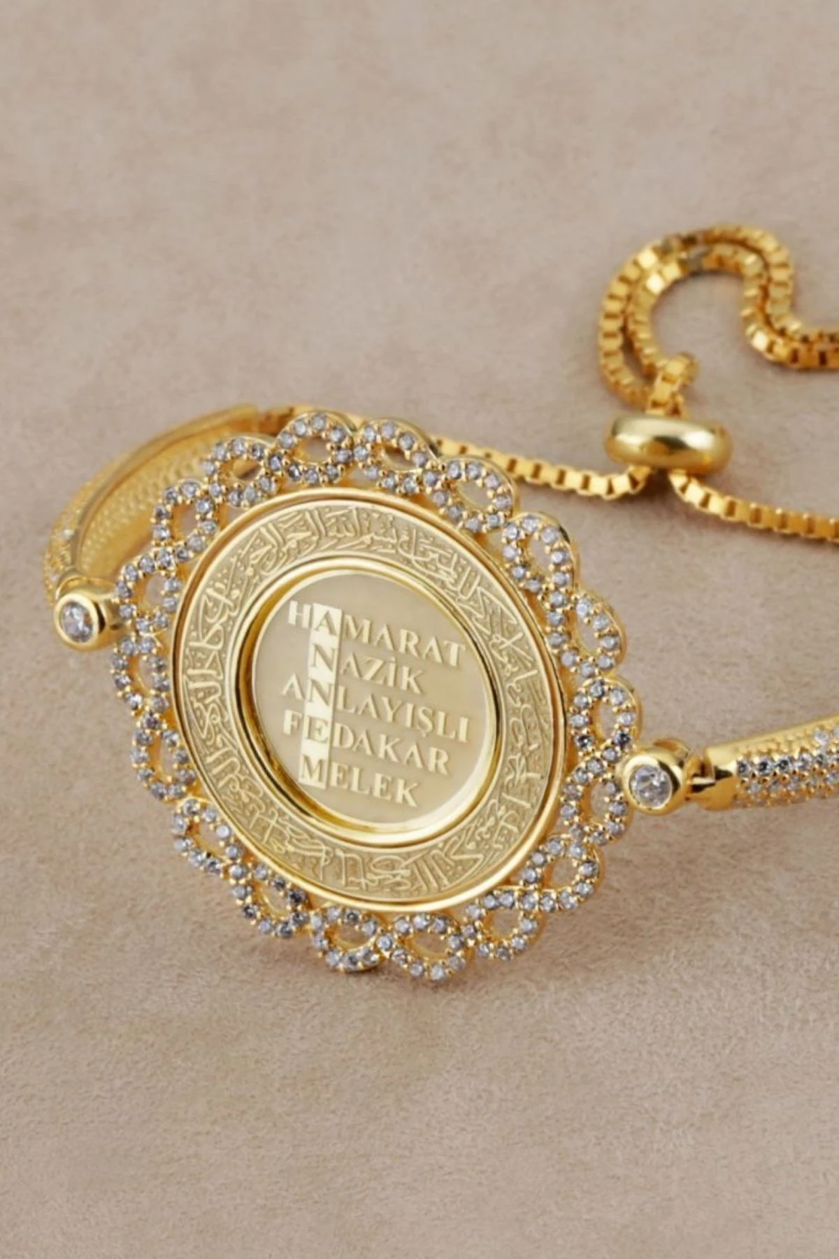 Gümüş Sonsuz Çerçeveli Dualı Isimli Bileklik