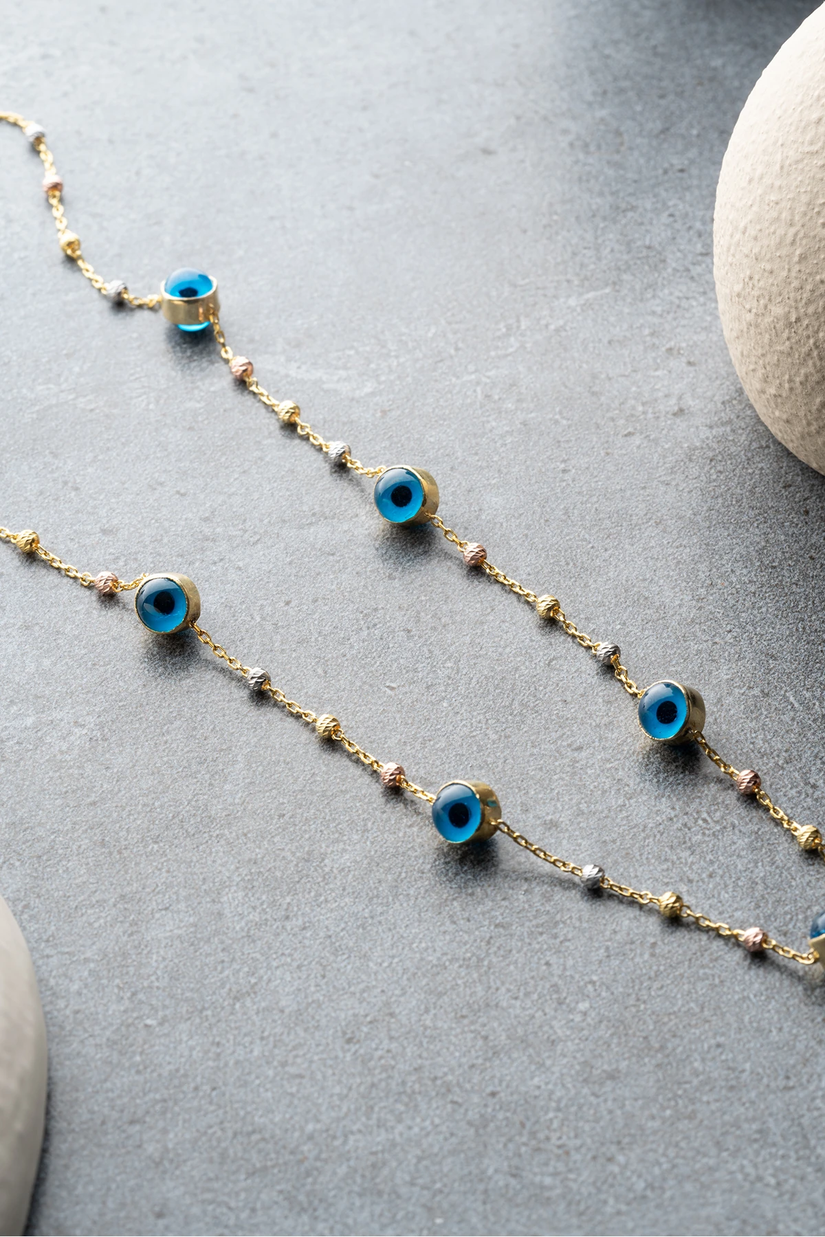 Gümüş Toplu Göz Nazarlı Kolye