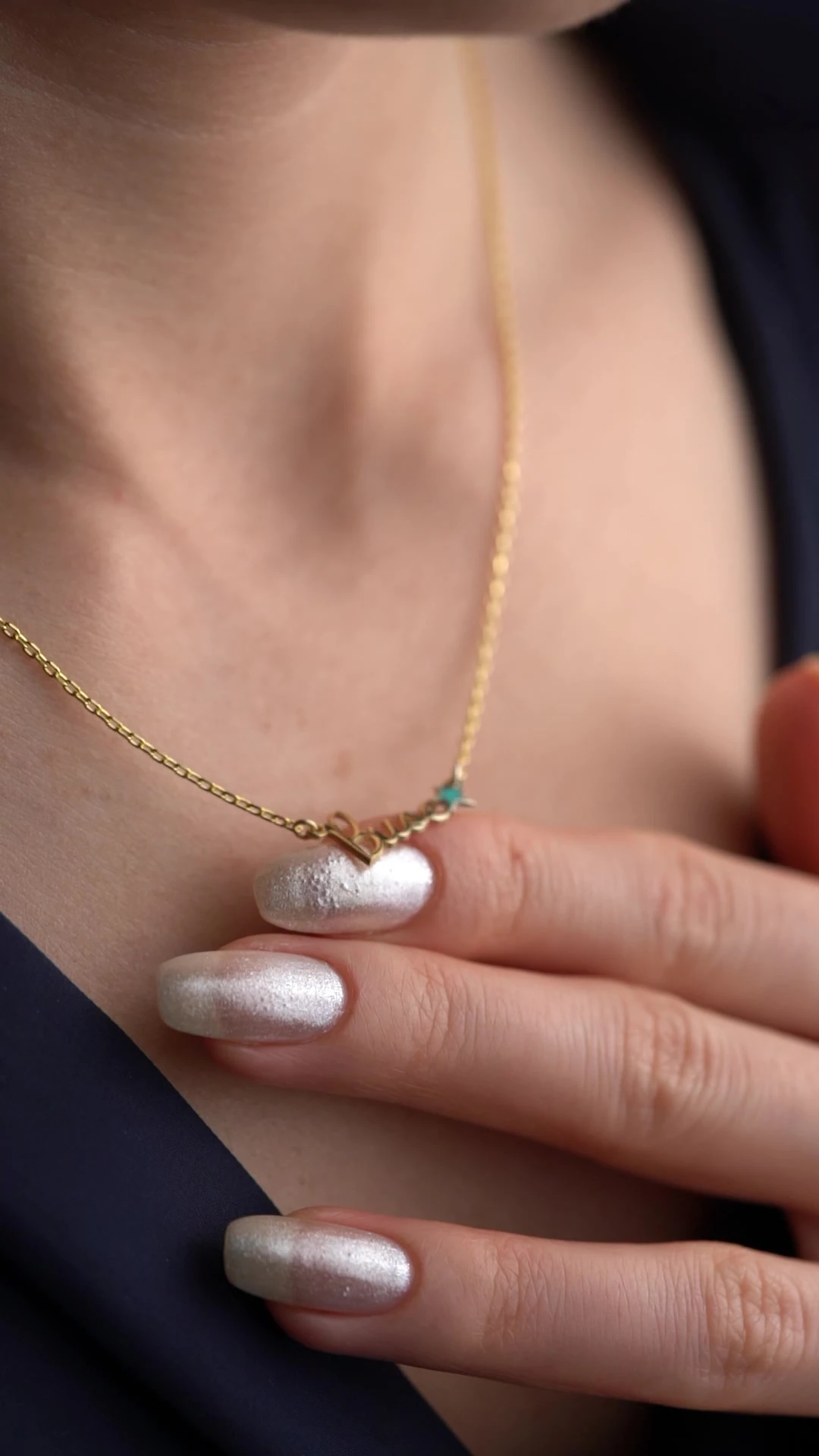 Gümüş İsimli Yıldız Kolye