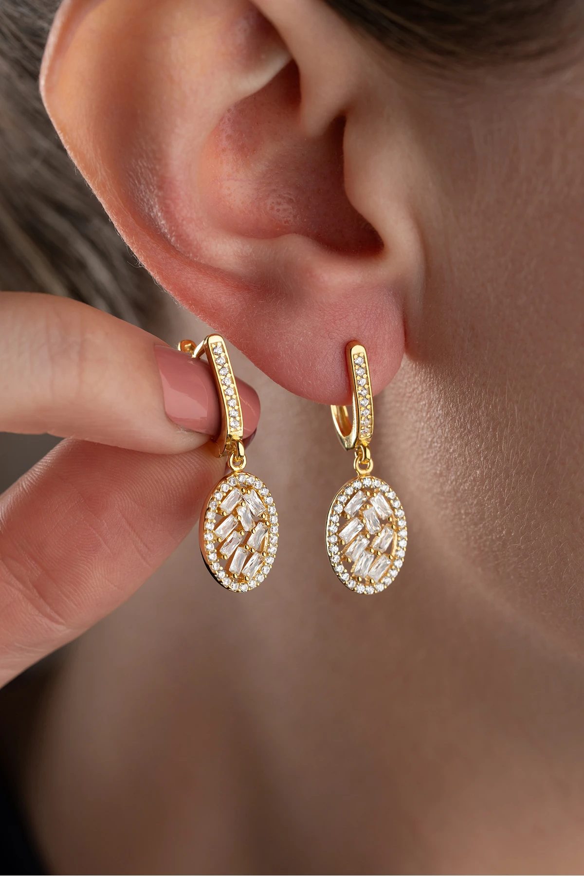 Gümüş Baget Taşlı Küpe