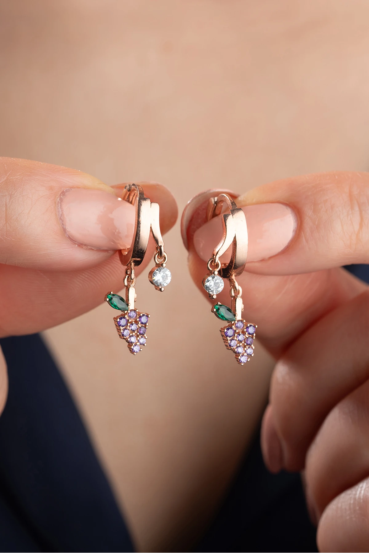 Gümüş Çiftli Üzüm Küpe