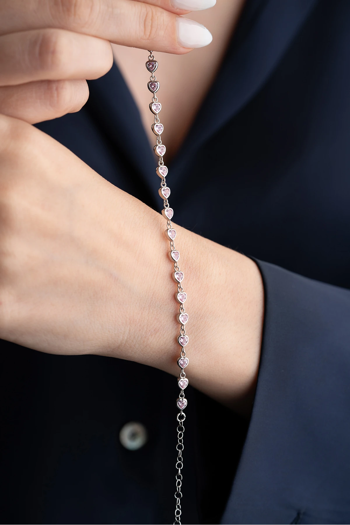 Gümüş Kalpli Pembe Su Yolu Bileklik