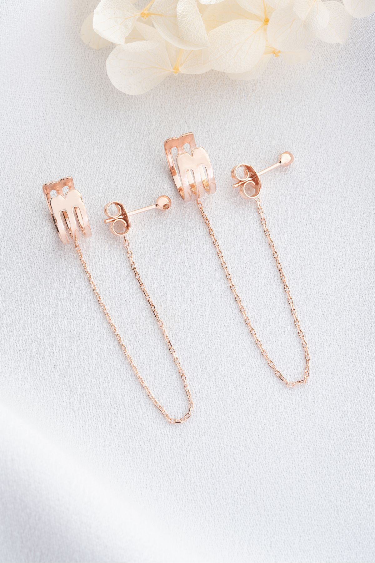 Gümüş Sallantılı Kıkırdak Küpe