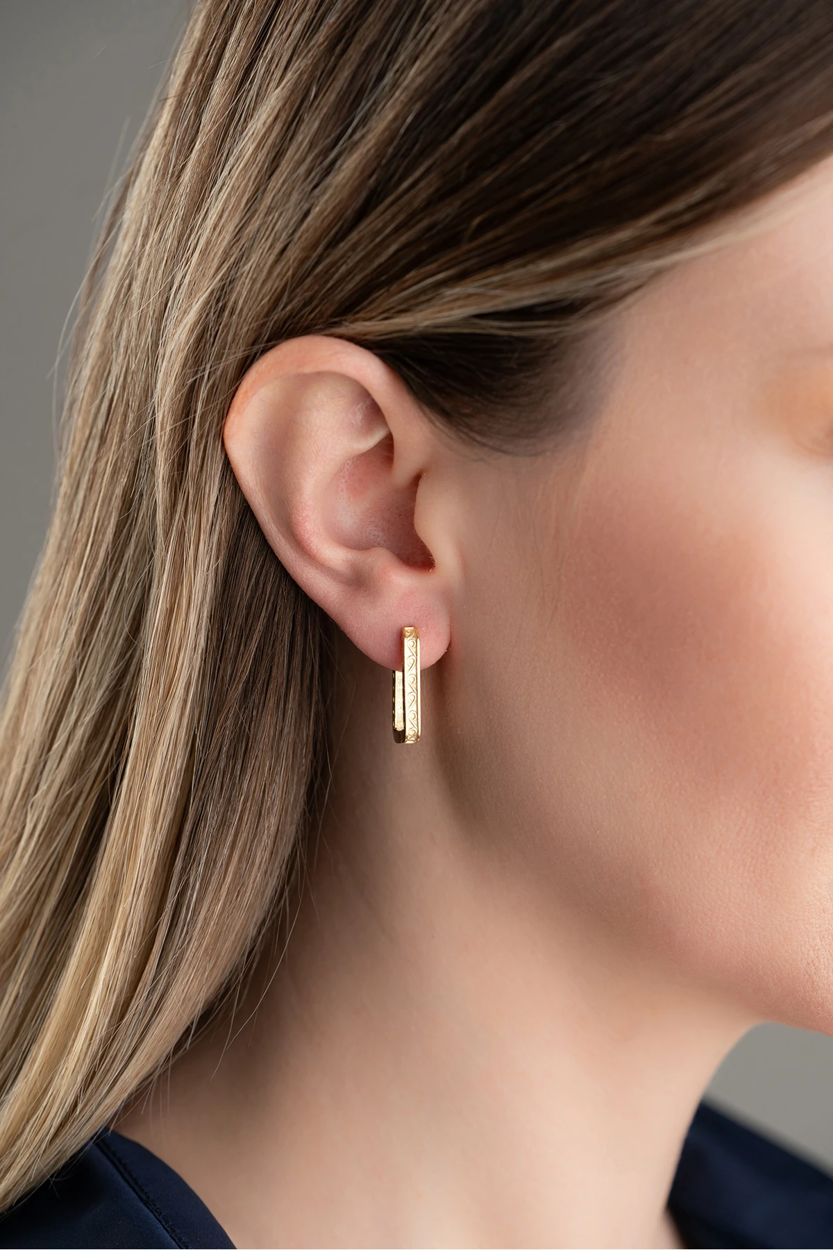 Gümüş Trend Gold Küpe