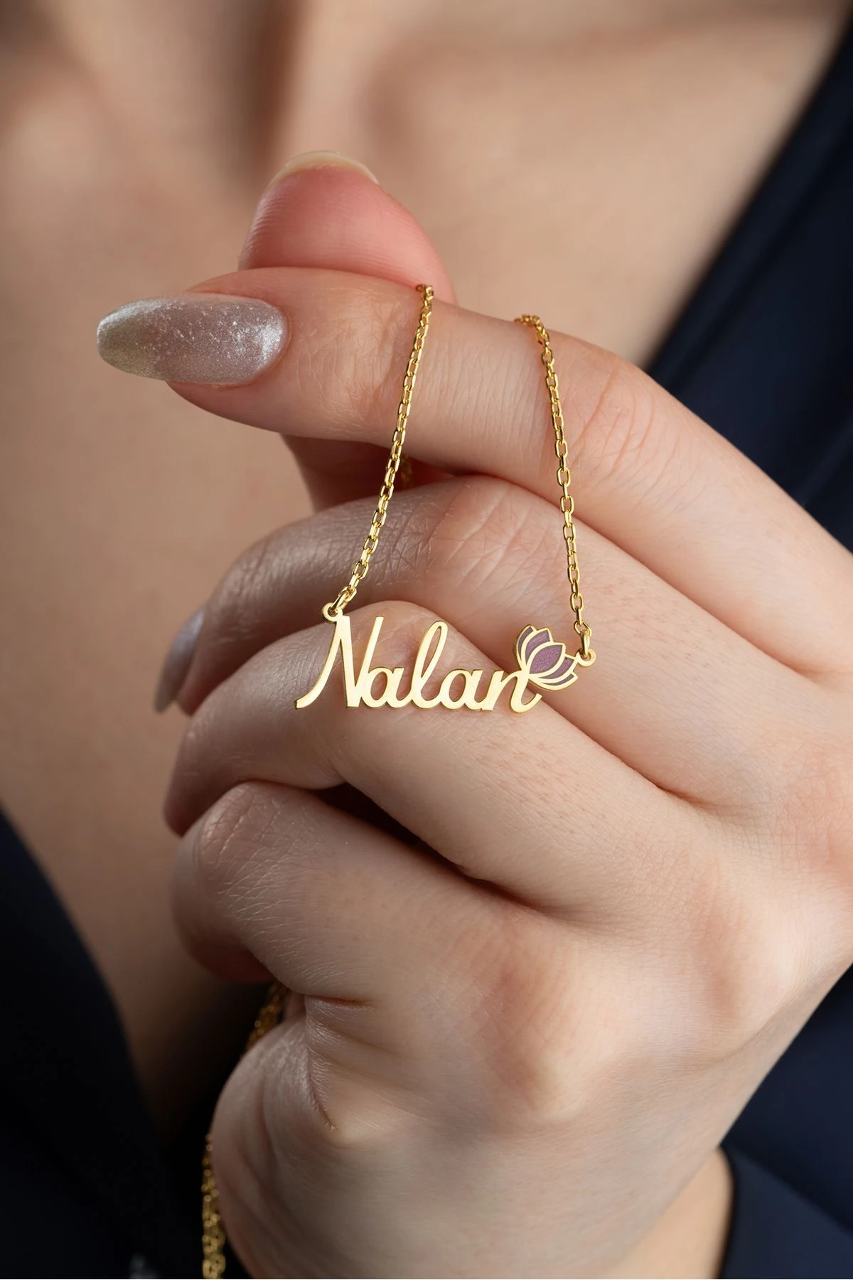 Gümüş İsimli Lale Kolye