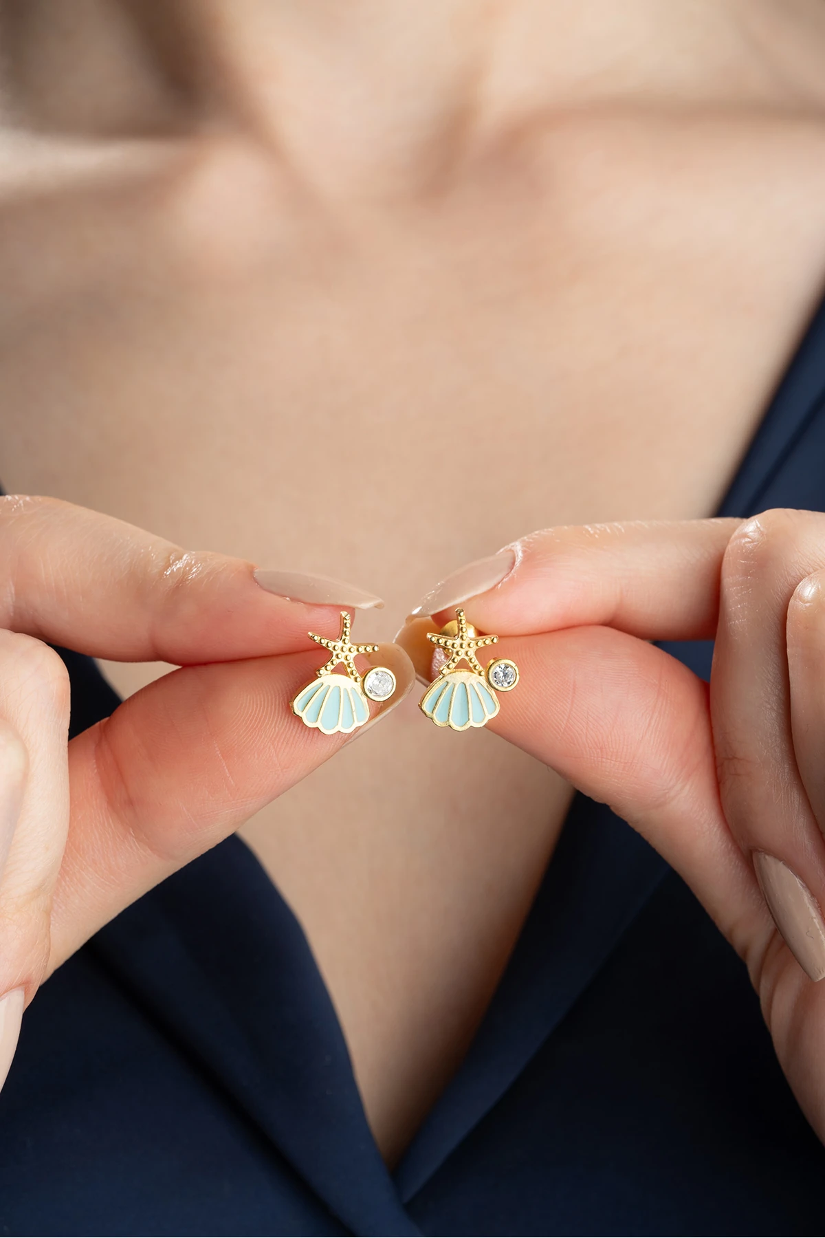 Gümüş Çivili Deniz Kabuğu Küpe