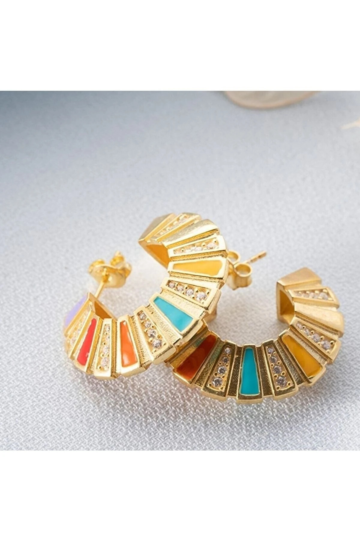 Gold Taşlı Mineli Gümüş Küpe