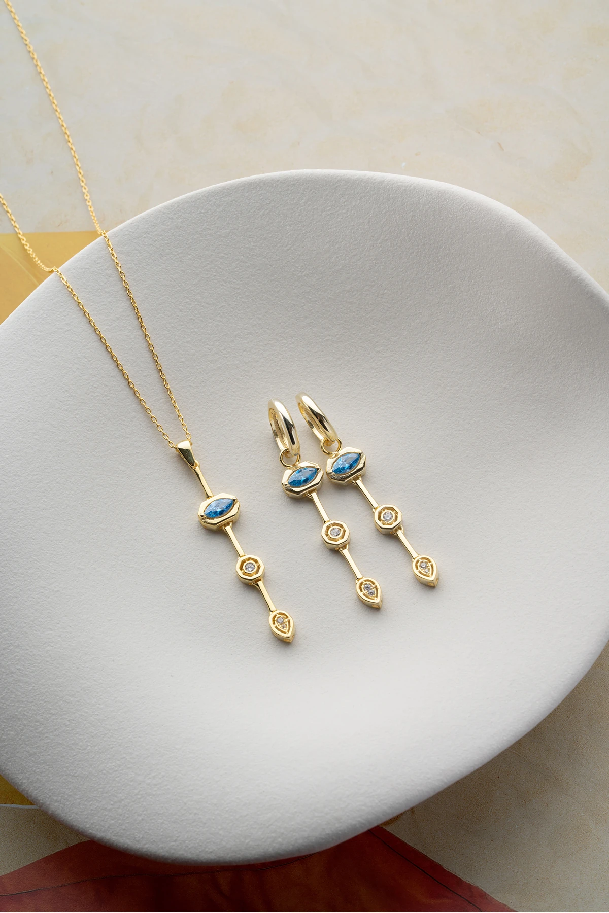 Gümüş Model Set Takım