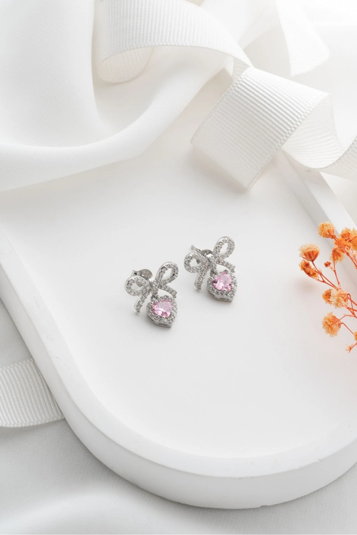 Gümüş Fiyonklu Kalp Küpe