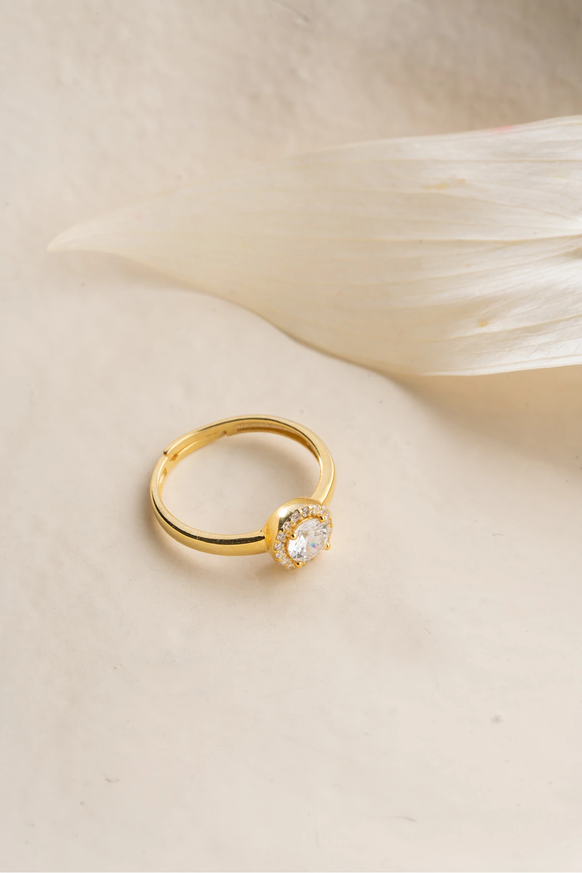 Gümüş Pırlanta Model Yüzük