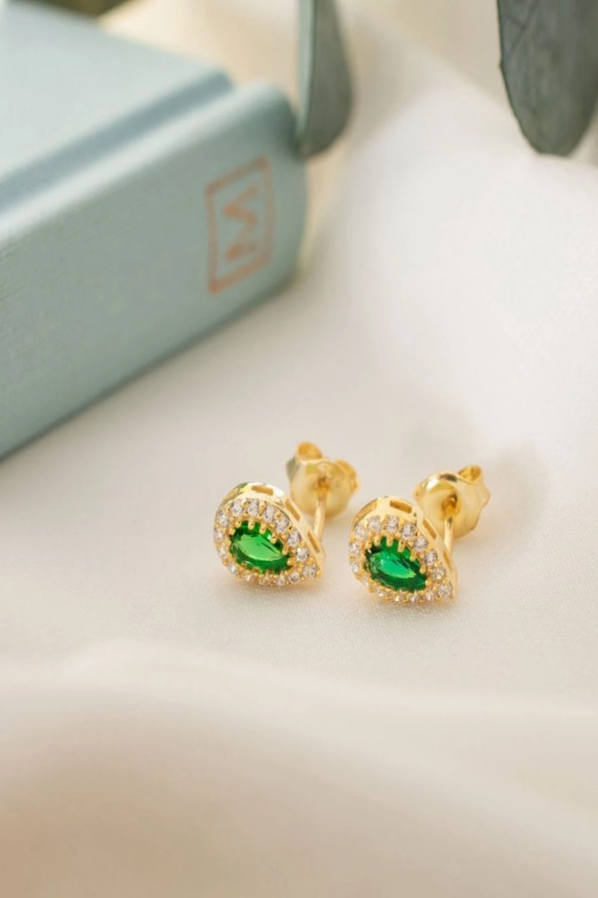 Gümüş Mayıs Ayı Doğum Taşı ( Emerald ) Damla Küpe