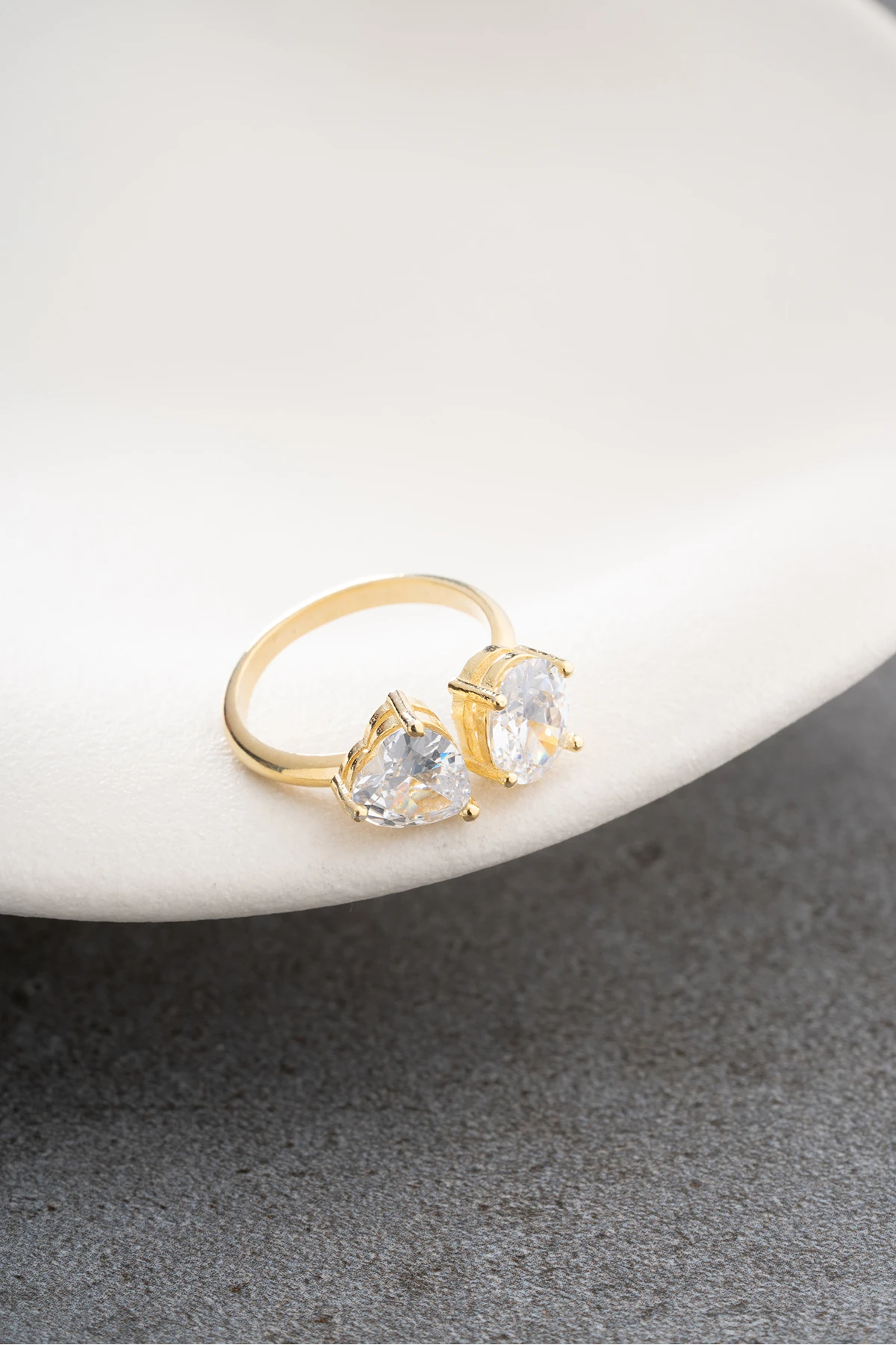 Gümüş Taşlı Model Yüzük