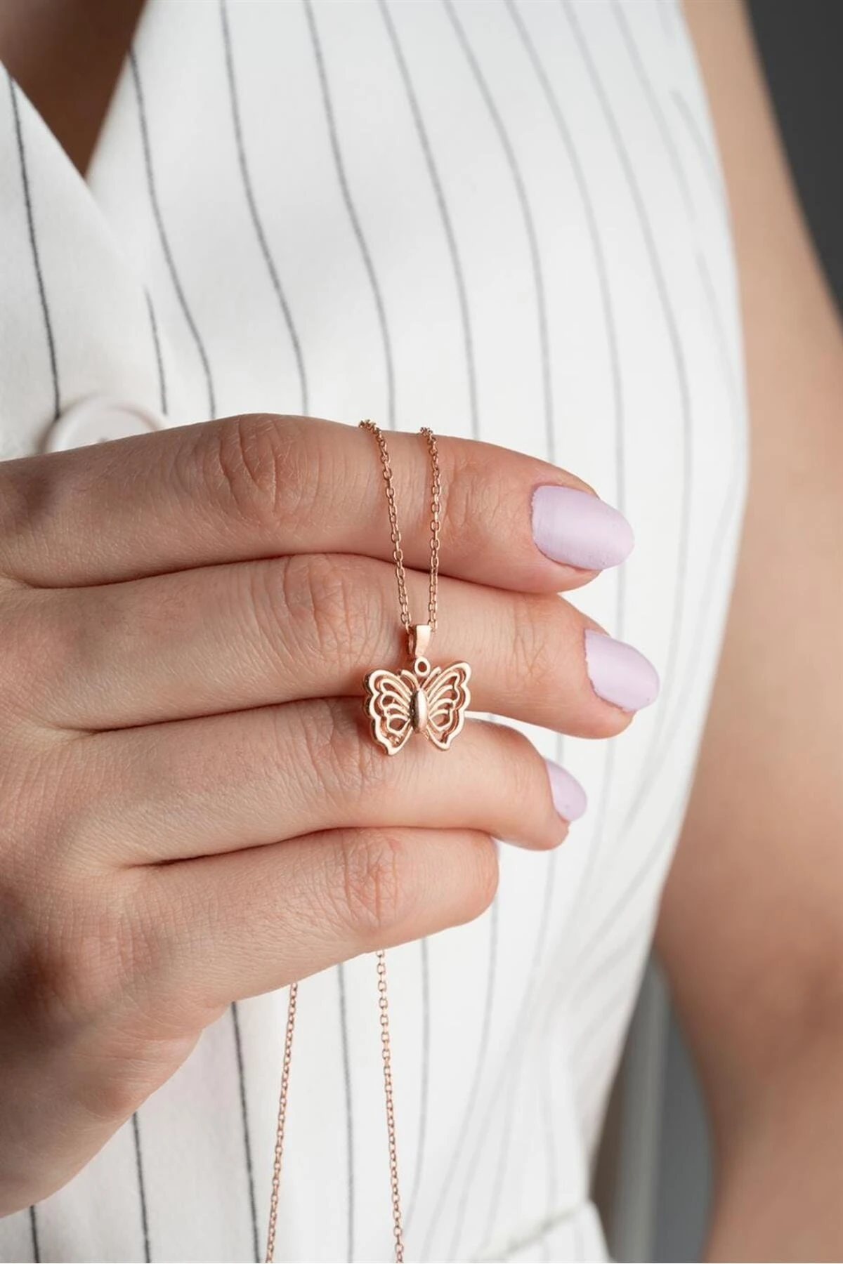 Gümüş Rose Kelebek Kolye