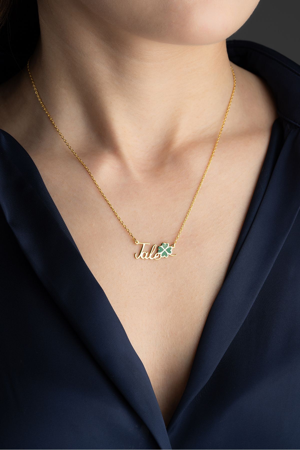 Gümüş İsimli Yonca Kolye