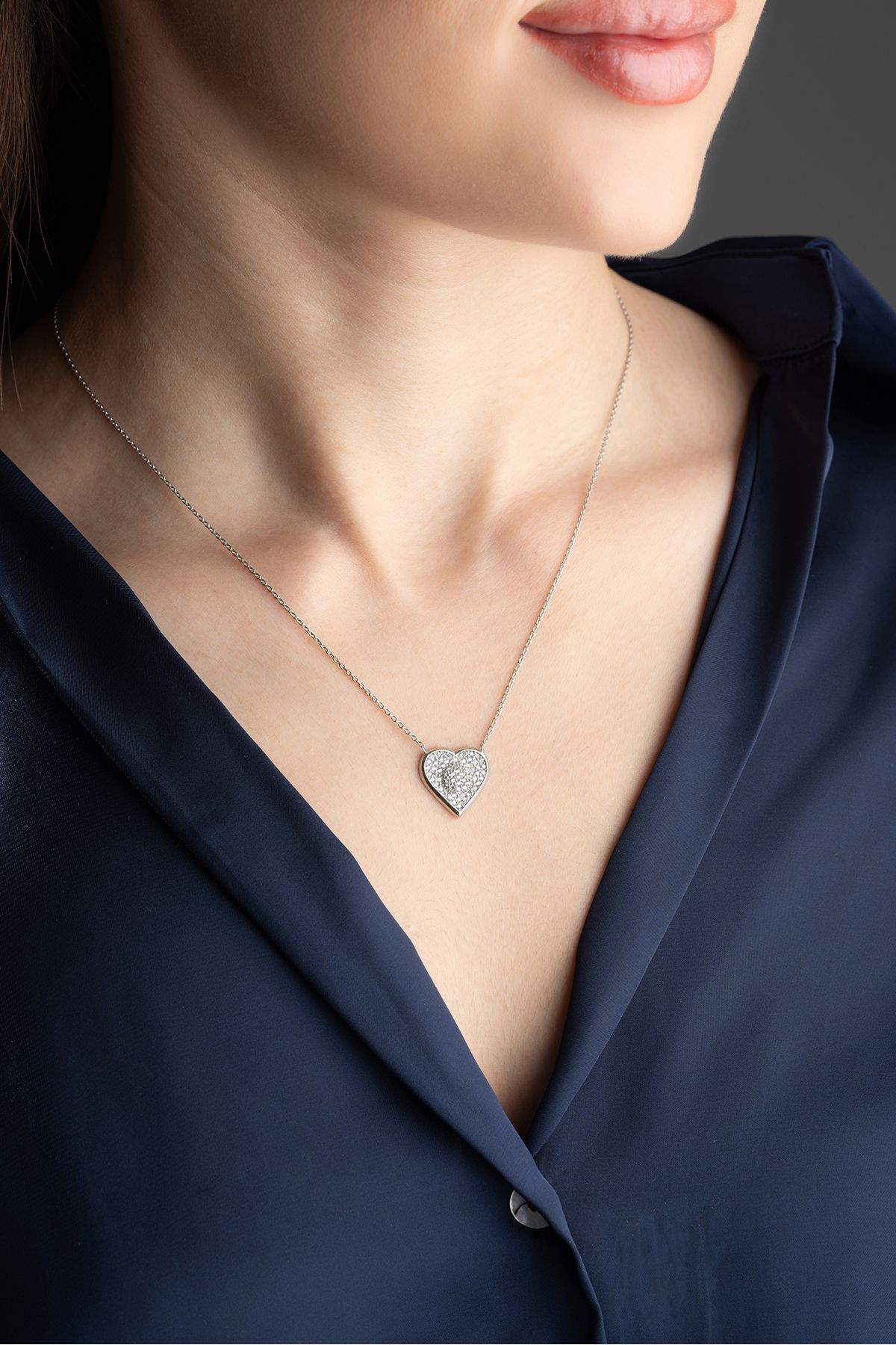 Gümüş Zirkon Taşlı Kalp Kolye