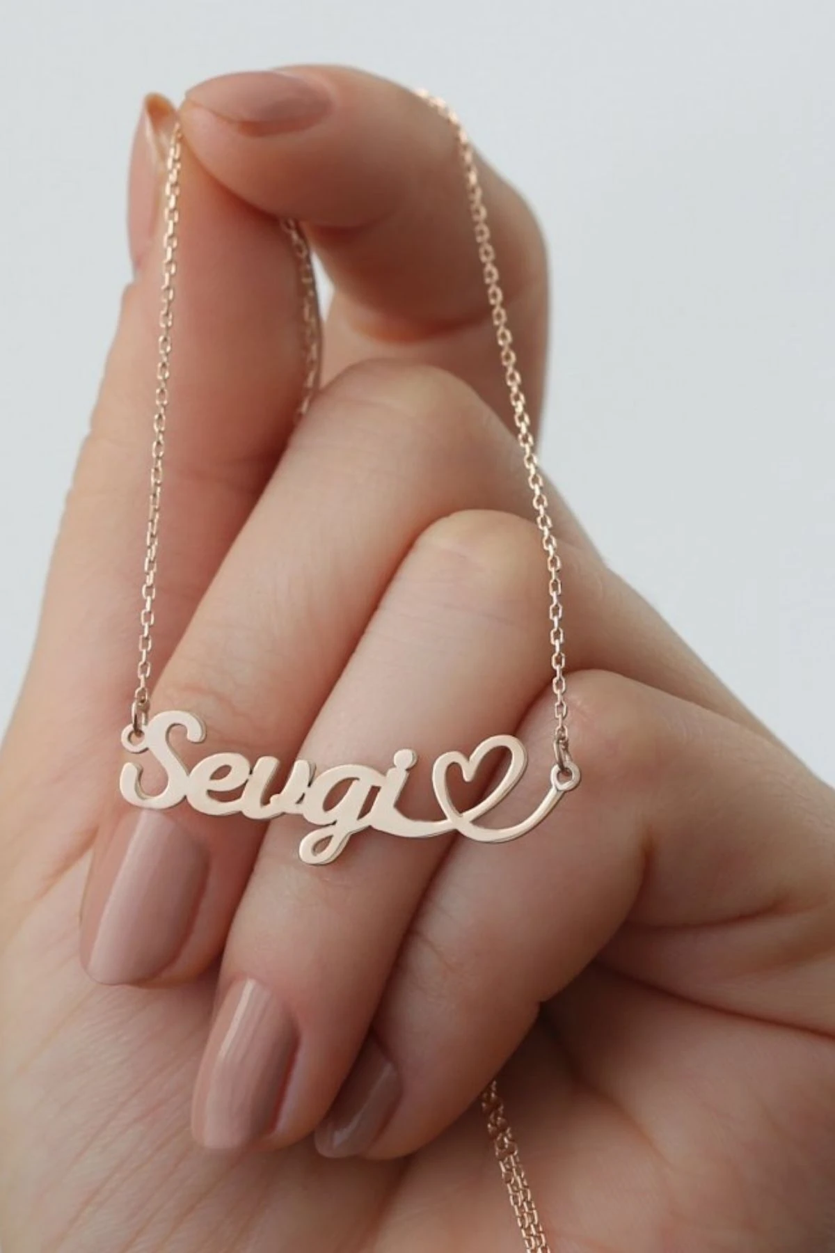 Gümüş Kişiye Özel Isimli Kalpli Kolye