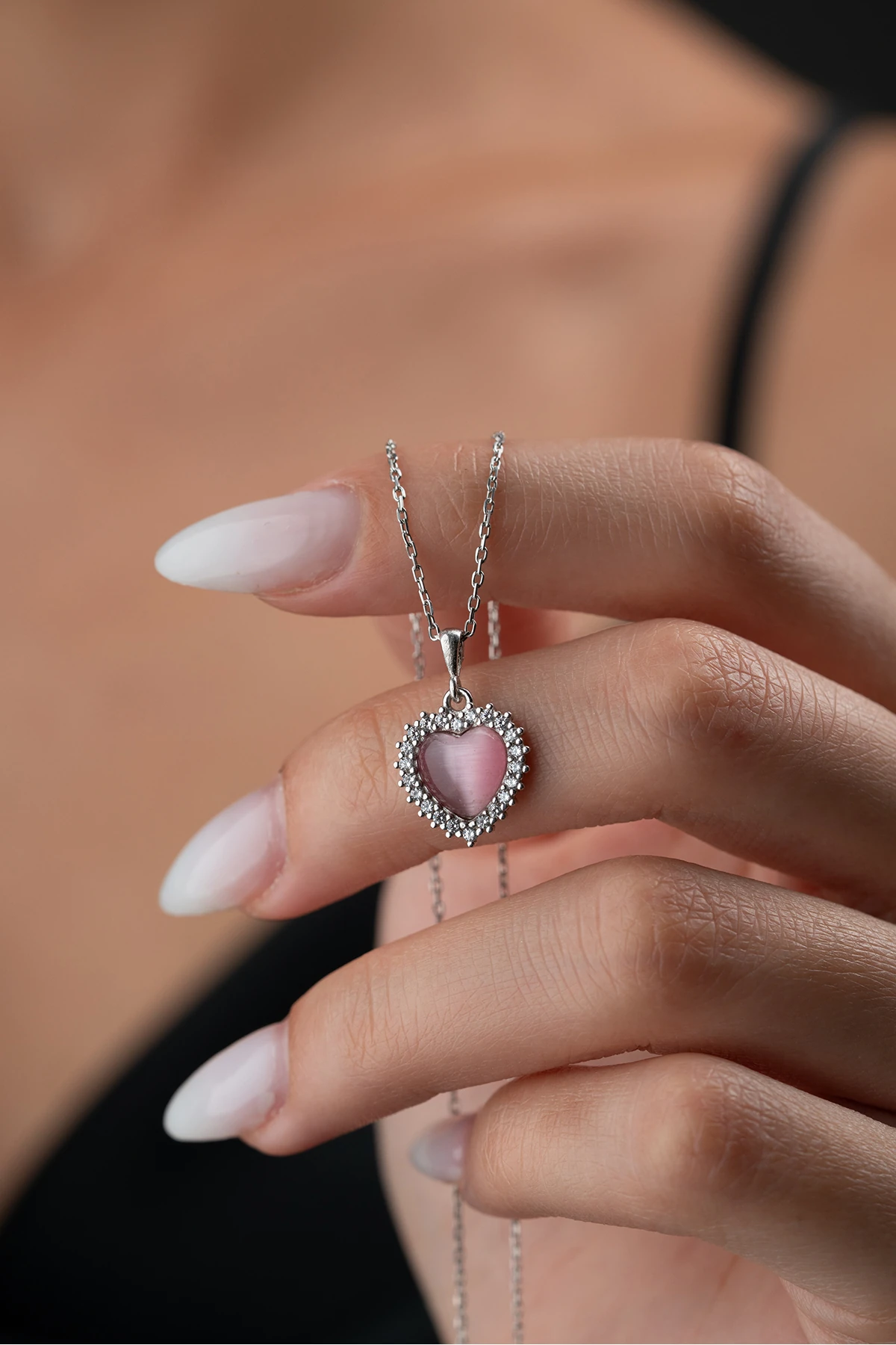 Gümüş Işıklı Kutuda Kalp Aşk Kolye