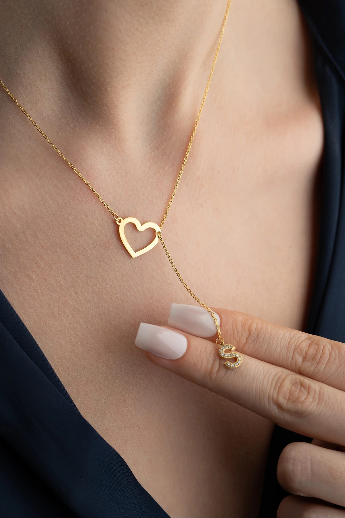 Gümüş Kişiye Özel Kalpli Harf Kolye