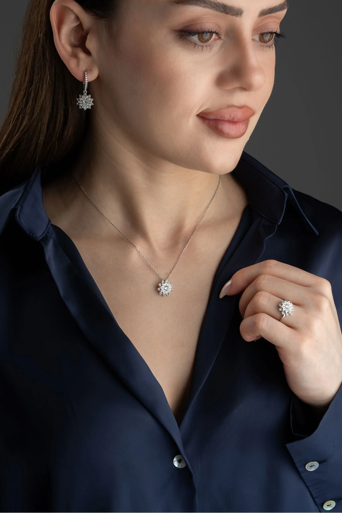 Gümüş Lotus Çiçeği Takı (Kolye-Küpe-Yüzük)Seti