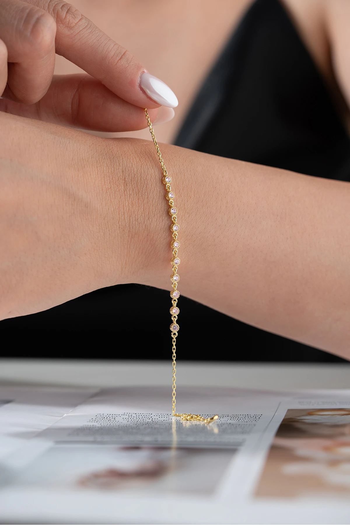 Gümüş Zirkon Taşlı Su Yolu Bileklik