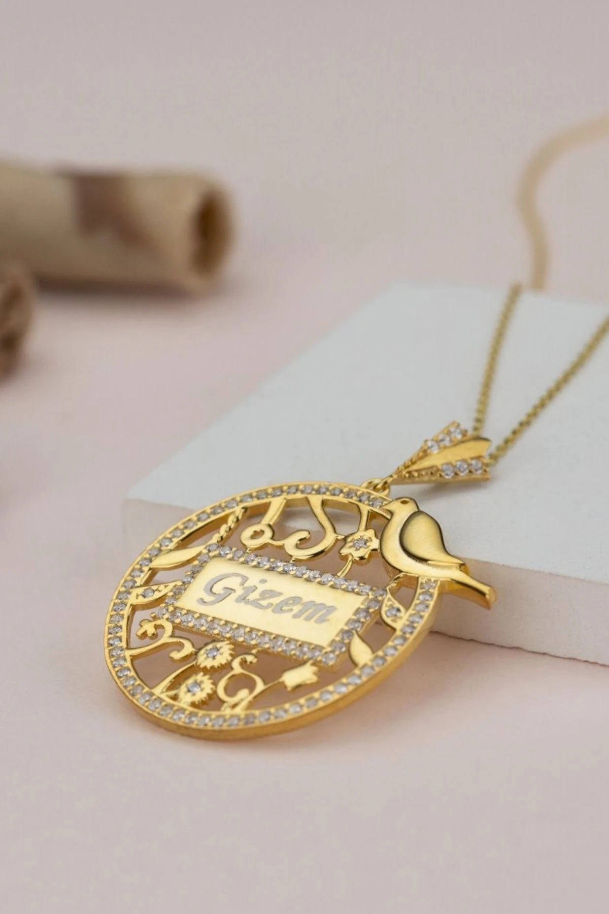 Gümüş Isimli Kuşlu Kolye