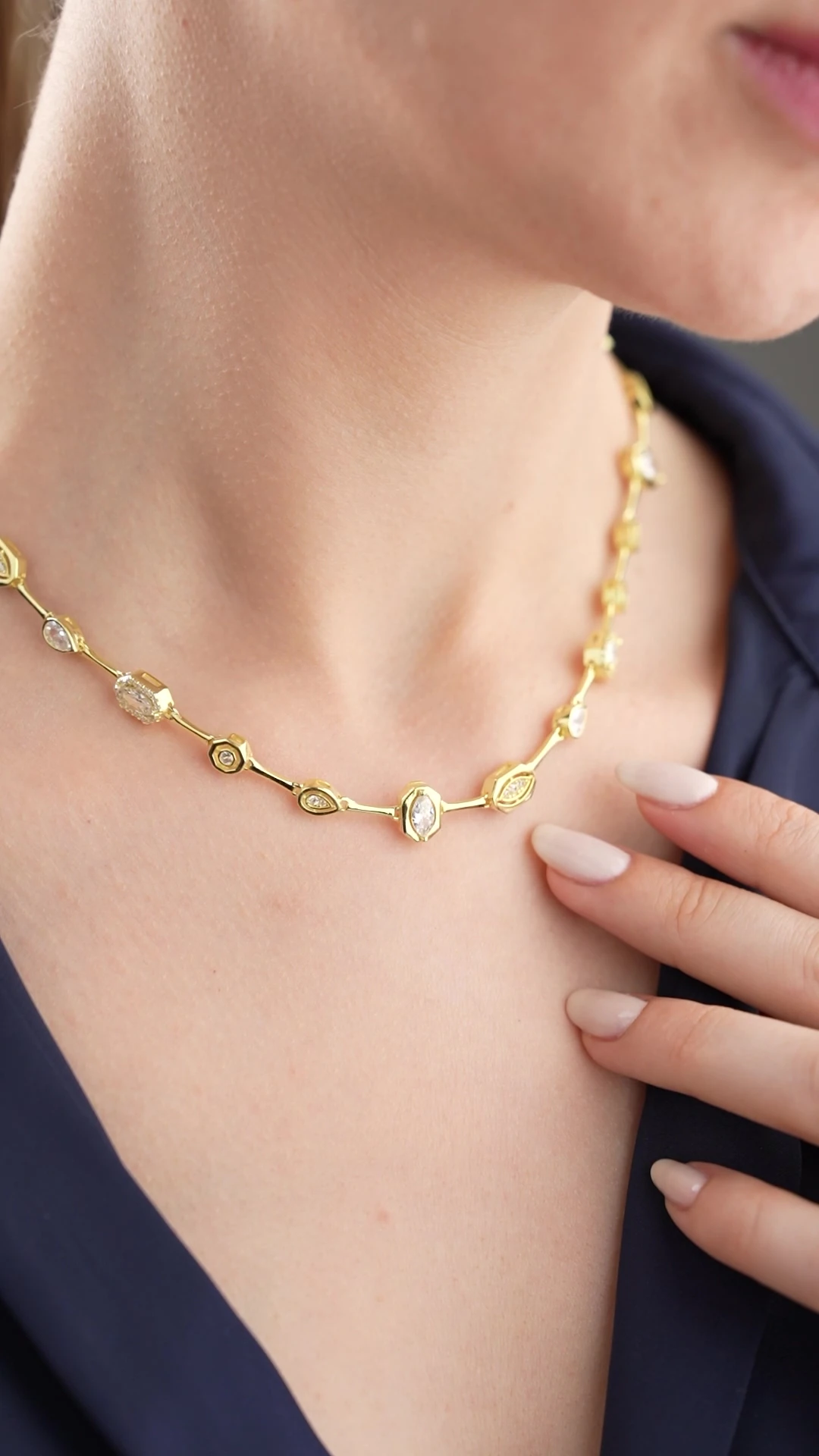 Gümüş Trend Model Kolye