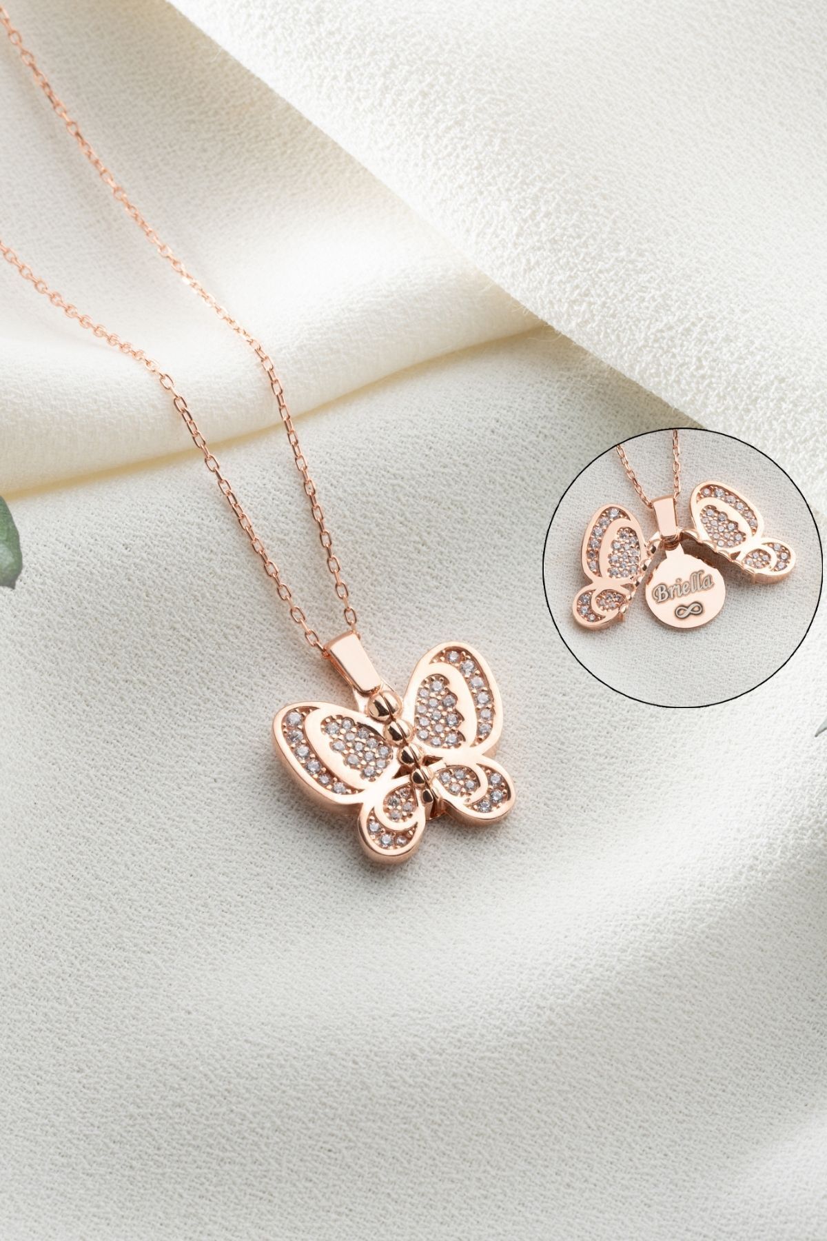 Gümüş Açılabilen İsimli Kelebek Kolye