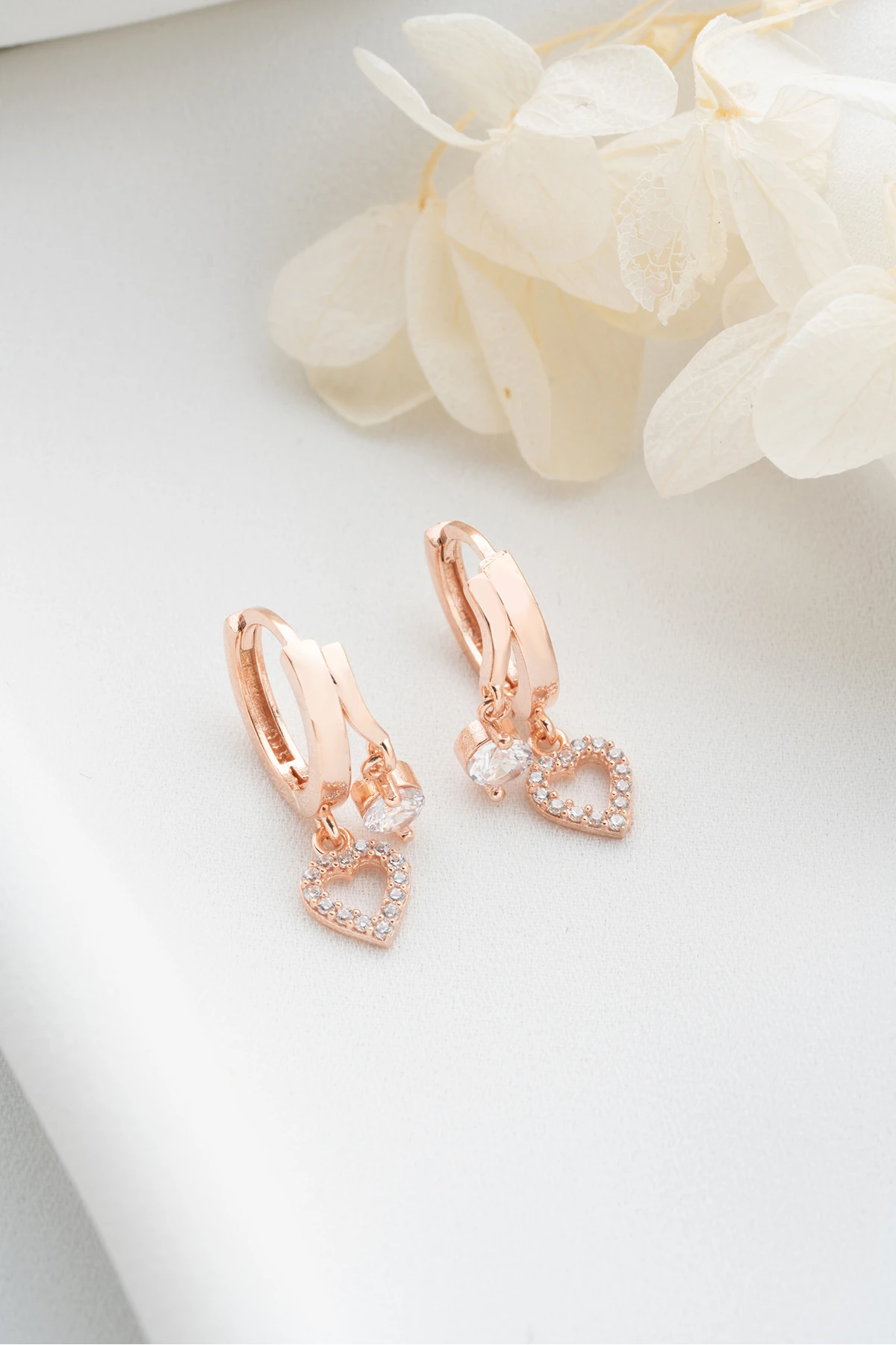 Gümüş Çift Kalp Taşlı Küpe