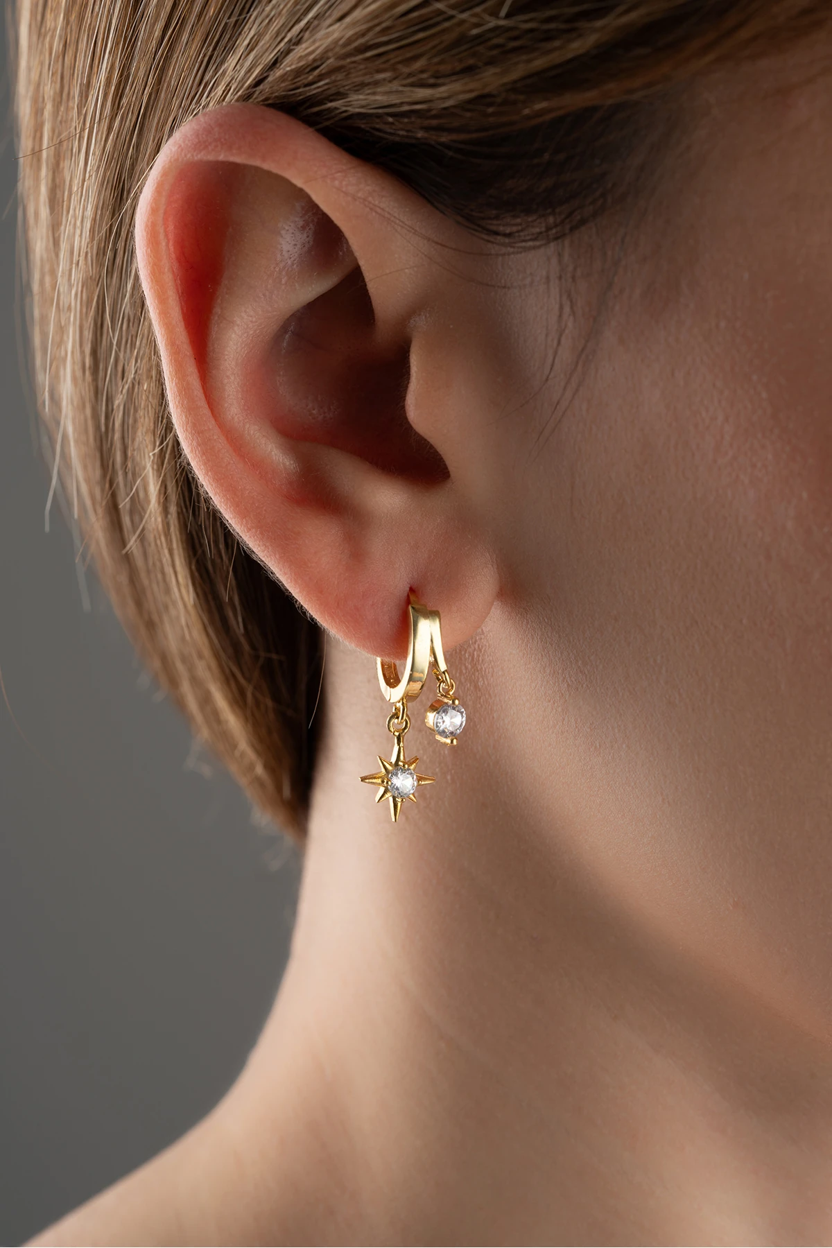 Gümüş Çift Kutup Yıldızı Taşlı Küpe