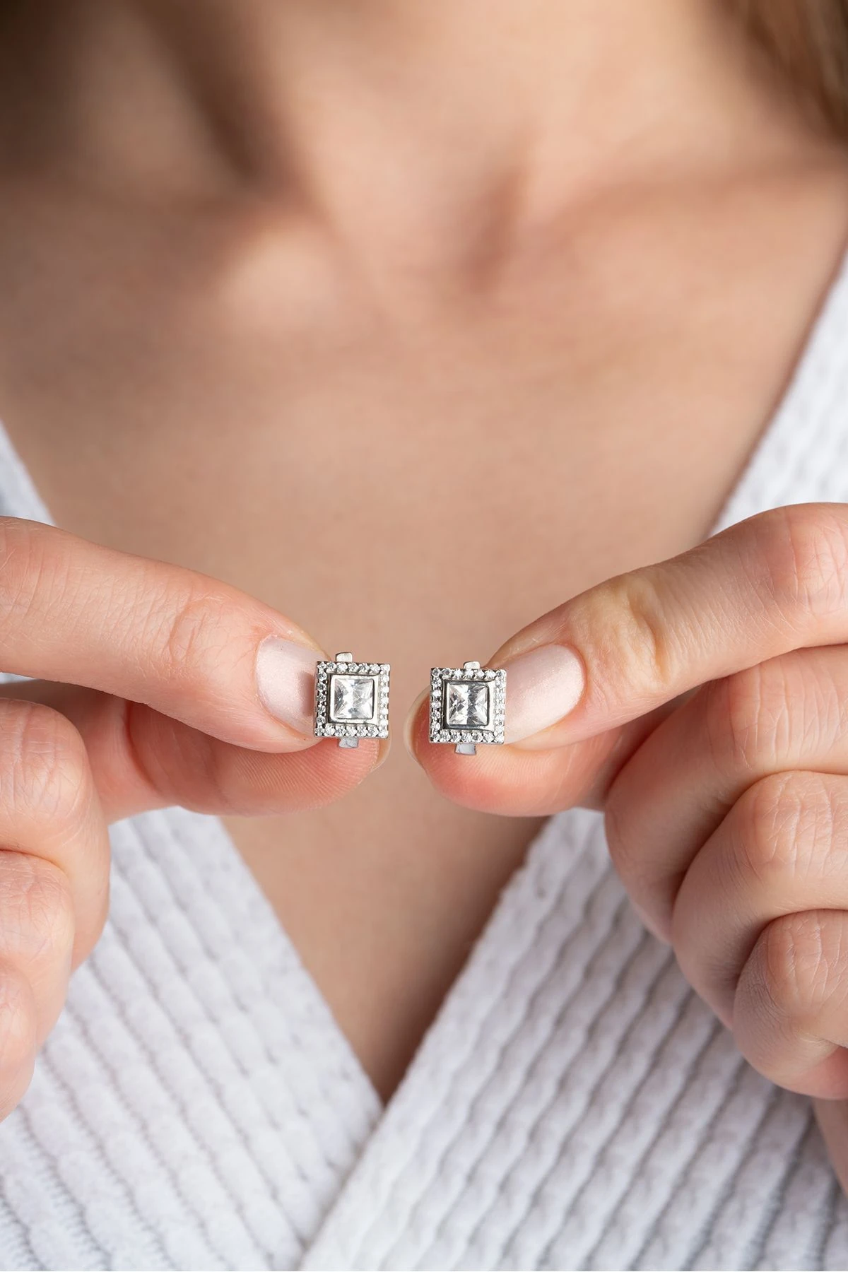 Gümüş Zirkon Taşlı Baget Küpe